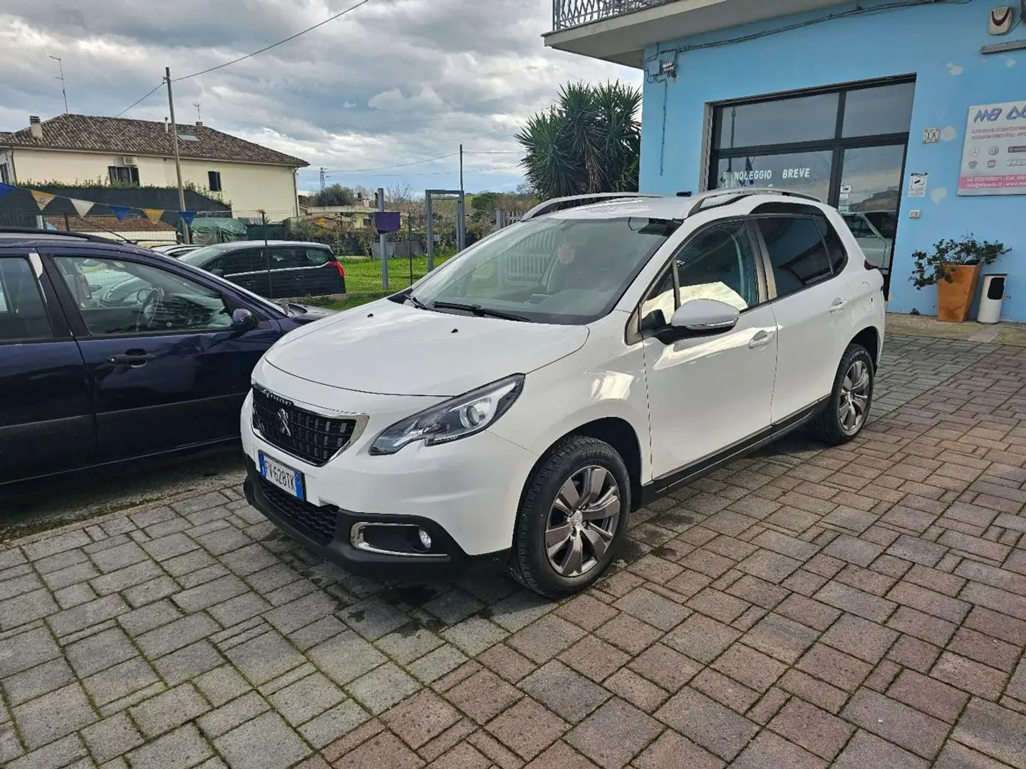 Peugeot 2008 1° serie BlueHDi 100 S&S Allure Blanc - 1