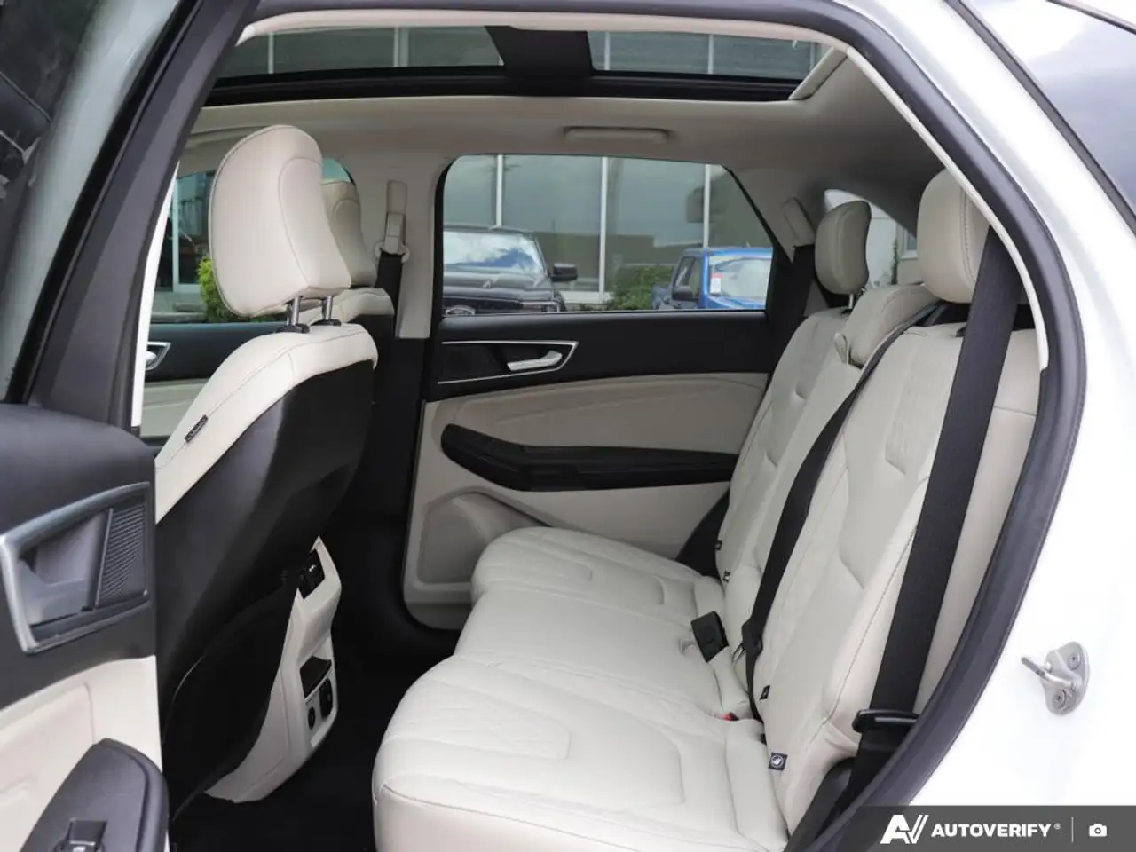 Ford Edge снимка Ford Edge