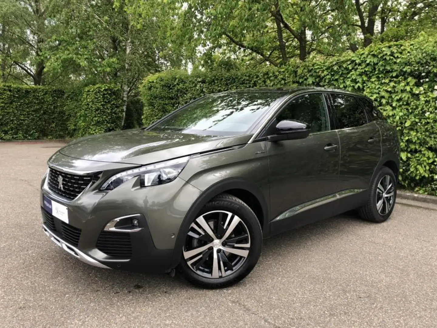 Peugeot 3008 GT Line Grijs - 1