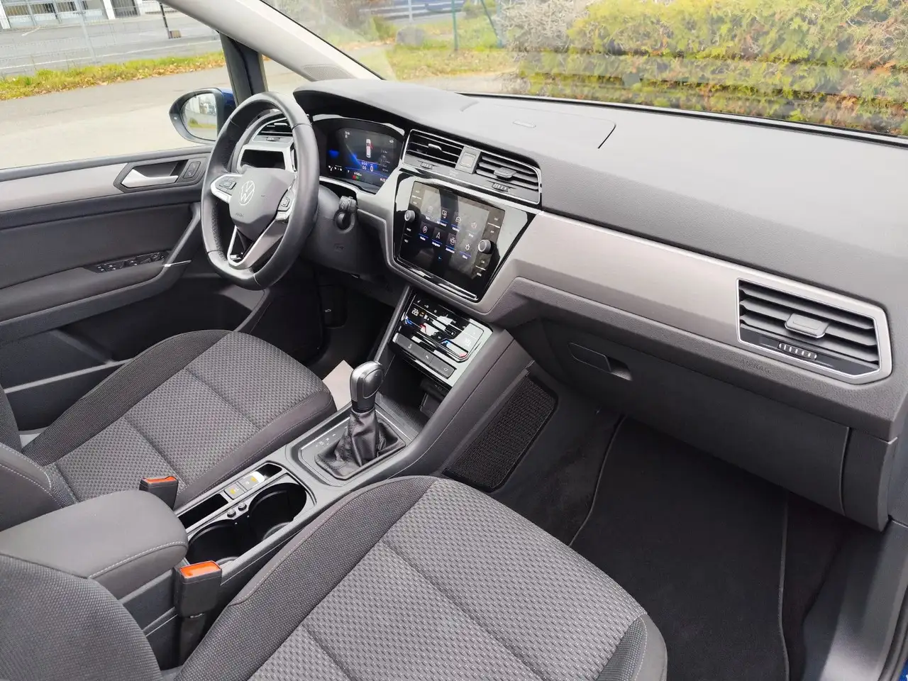 Volkswagen Touran Comfortline 1,5 DSG Easy Open 7 Sitzer, миниатюра 16