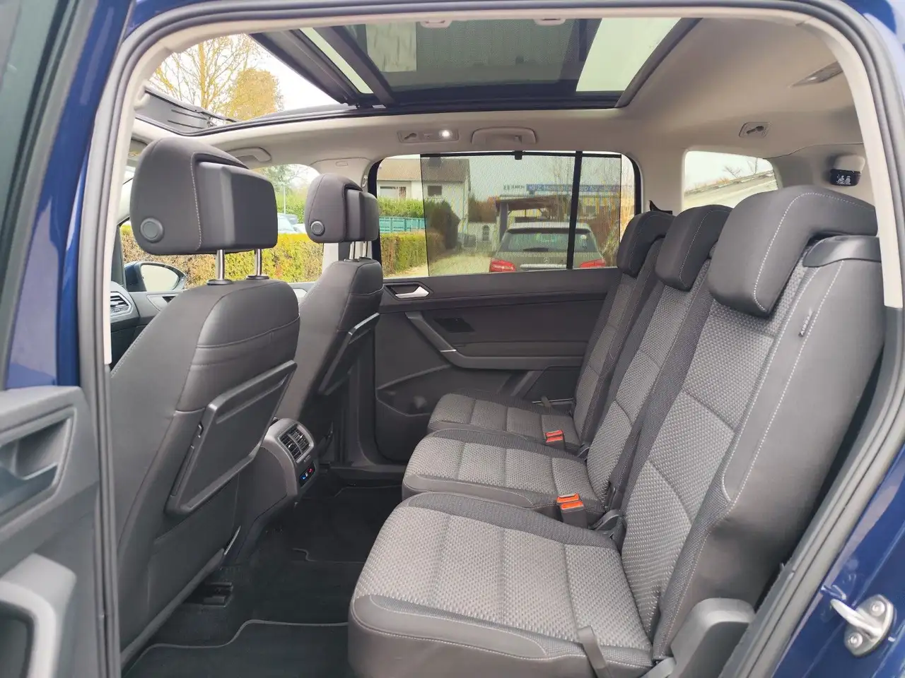 Volkswagen Touran Comfortline 1,5 DSG Easy Open 7 Sitzer, миниатюра 13