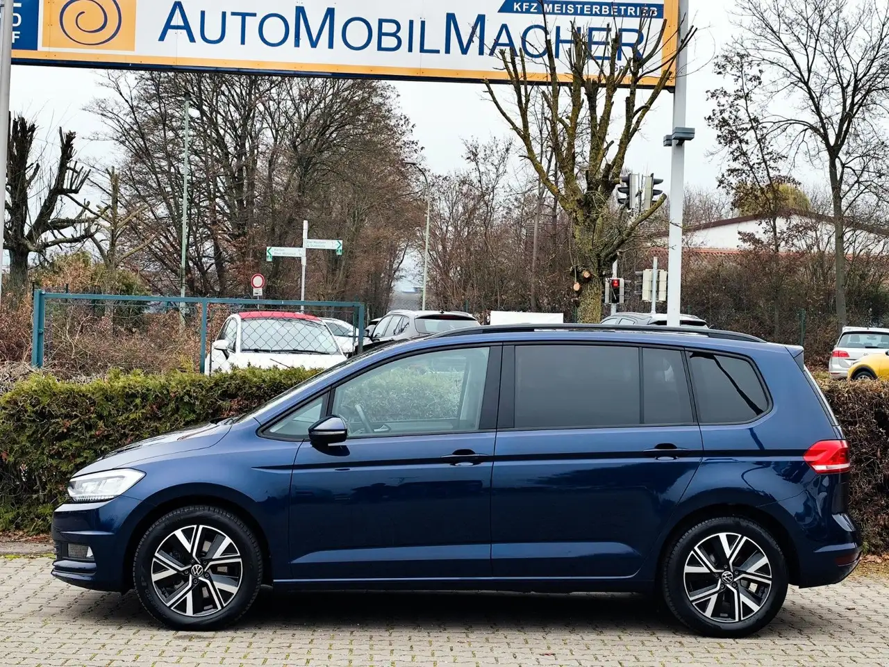 Volkswagen Touran Comfortline 1,5 DSG Easy Open 7 Sitzer, миниатюра 7