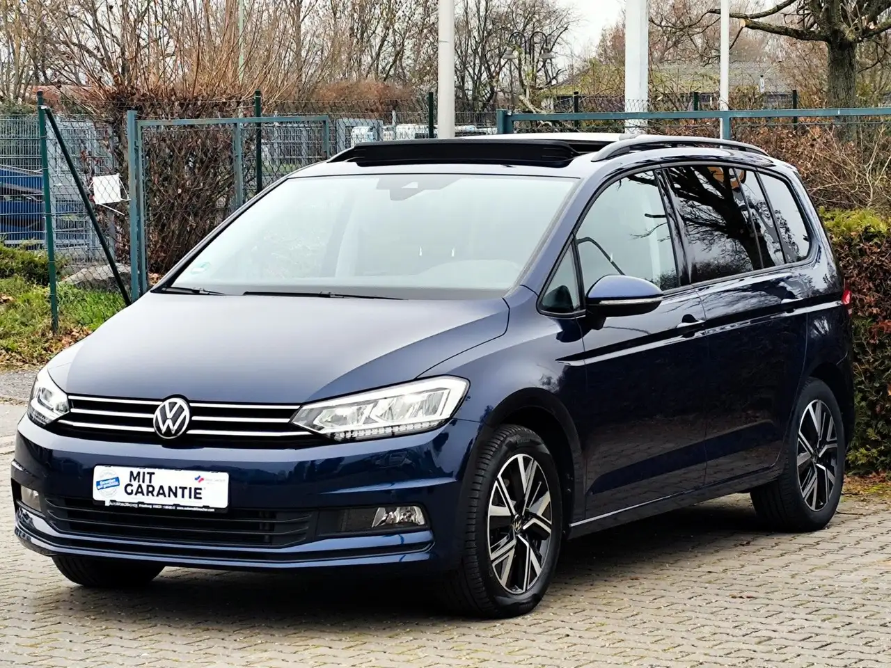 Volkswagen Touran Comfortline 1,5 DSG Easy Open 7 Sitzer, миниатюра 2