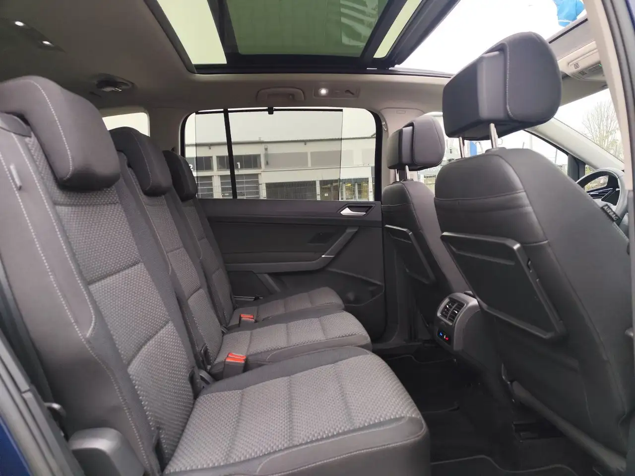 Volkswagen Touran Comfortline 1,5 DSG Easy Open 7 Sitzer, миниатюра 15