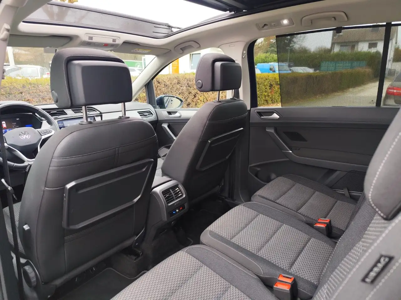 Volkswagen Touran Comfortline 1,5 DSG Easy Open 7 Sitzer, миниатюра 18
