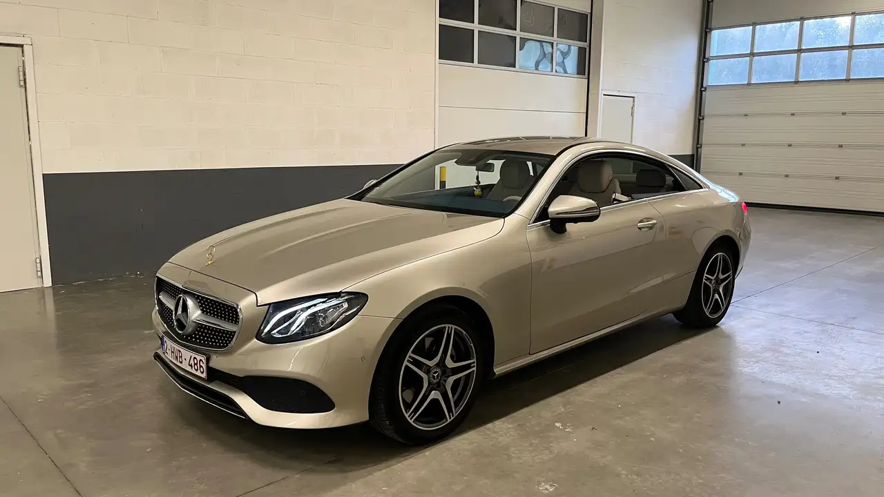 Mercedes-Benz E 200