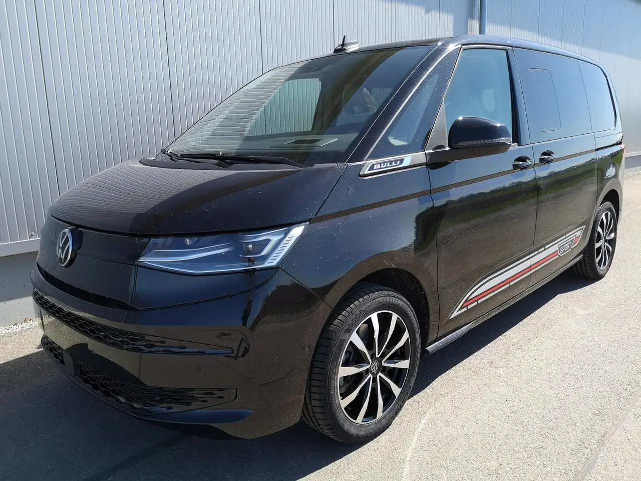 Volkswagen T7 Multivan 1,5eHybrid DSG 4Motion Sport Edition Komfort KÜ 7