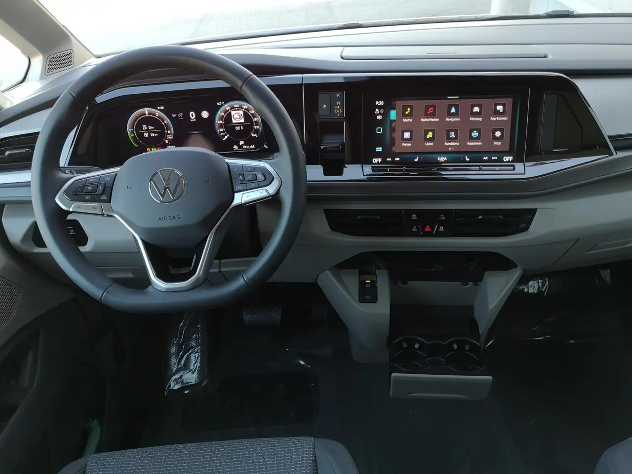 Volkswagen T7 Multivan 1,5eHybrid DSG 4Motion Sport Edition Komfort KÜ 7, миниатюра 6