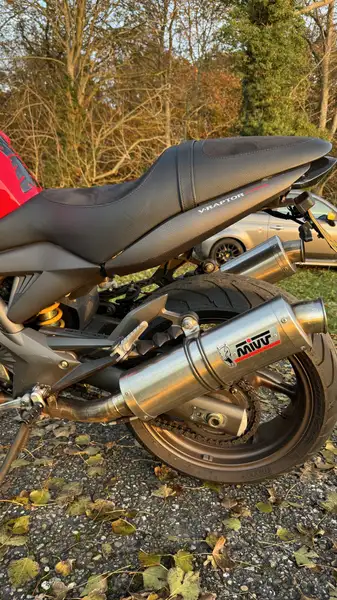 Cagiva V Raptor 1000 - foto 7
