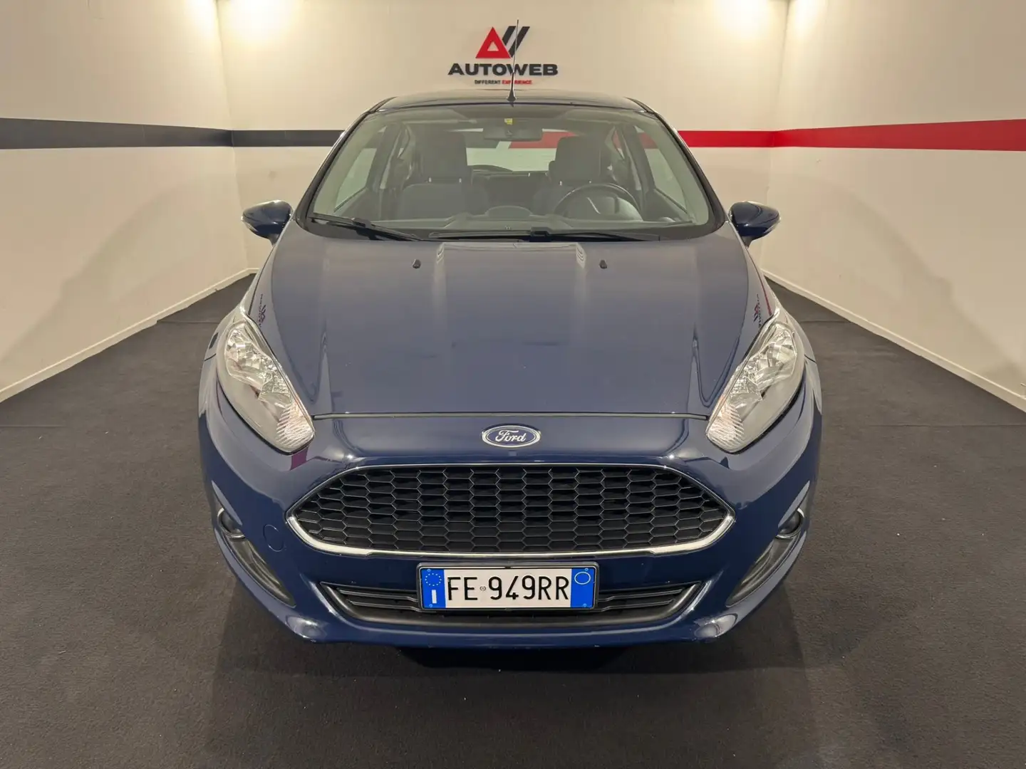 Ford Fiesta Fiesta Plus 1.4 3 porte Bz.- GPL Bleu - 2
