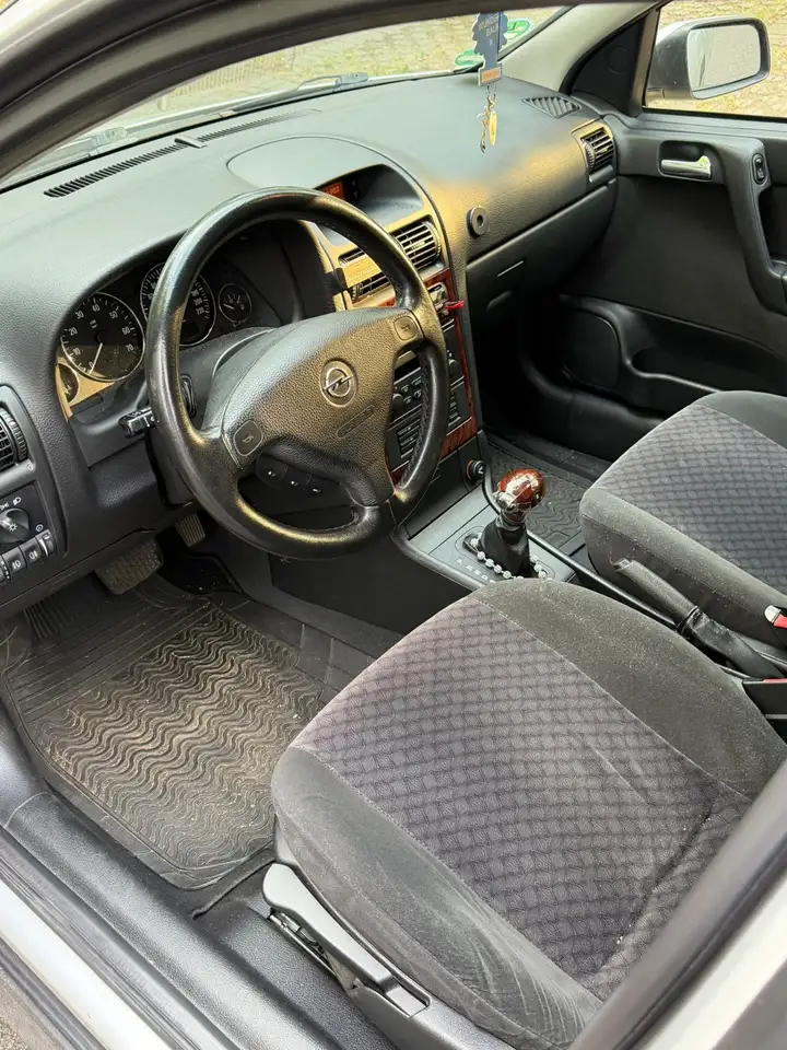 Opel Astra 1.6 Elegance, foto 7