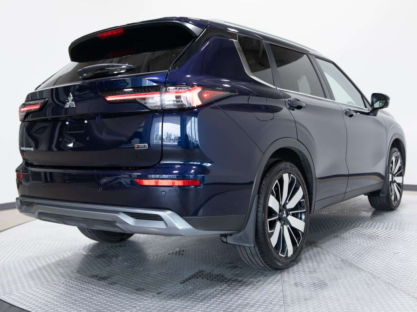 2026 Mitsubishi Outlander SEL / NO ACCIDENTS — снимка 5