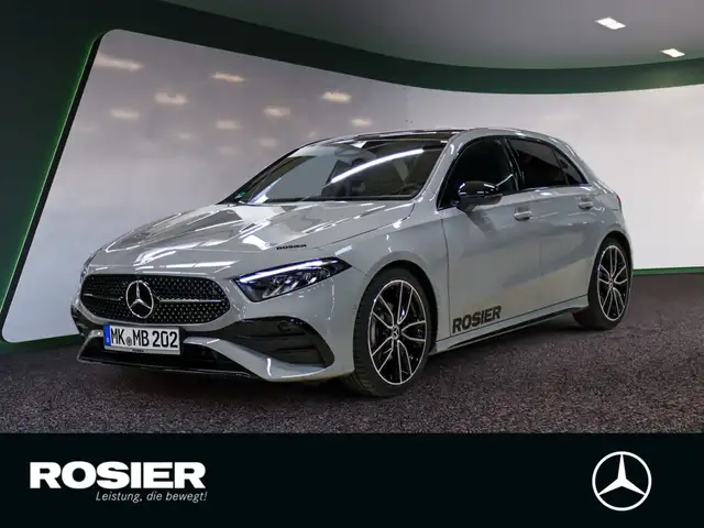 Mercedes-Benz A 180 AMG Special Edition Distr. LED Navi Pan