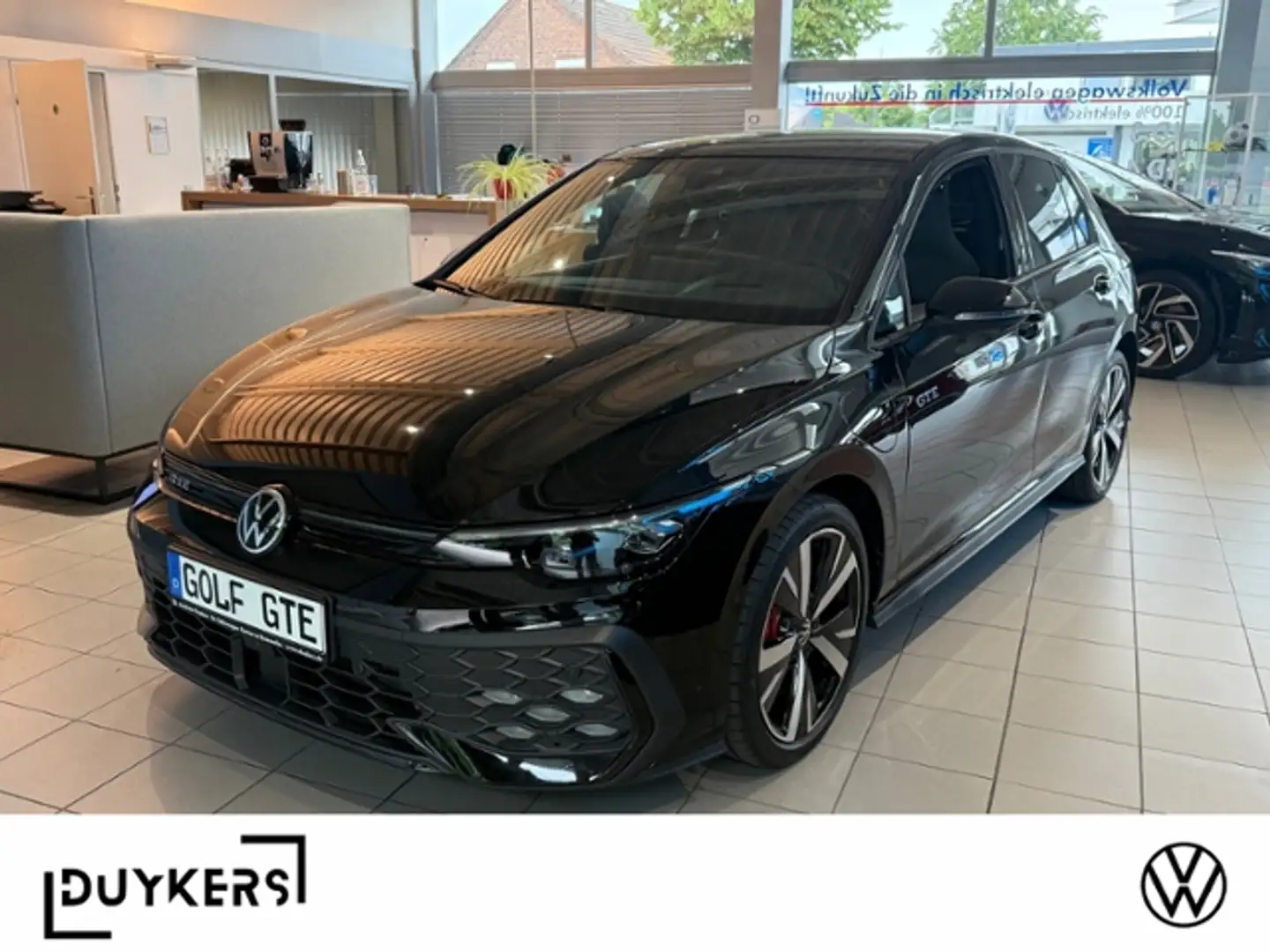 Volkswagen Golf VIII GTE Hybrid AHK LEDER PANO Schwarz - 1