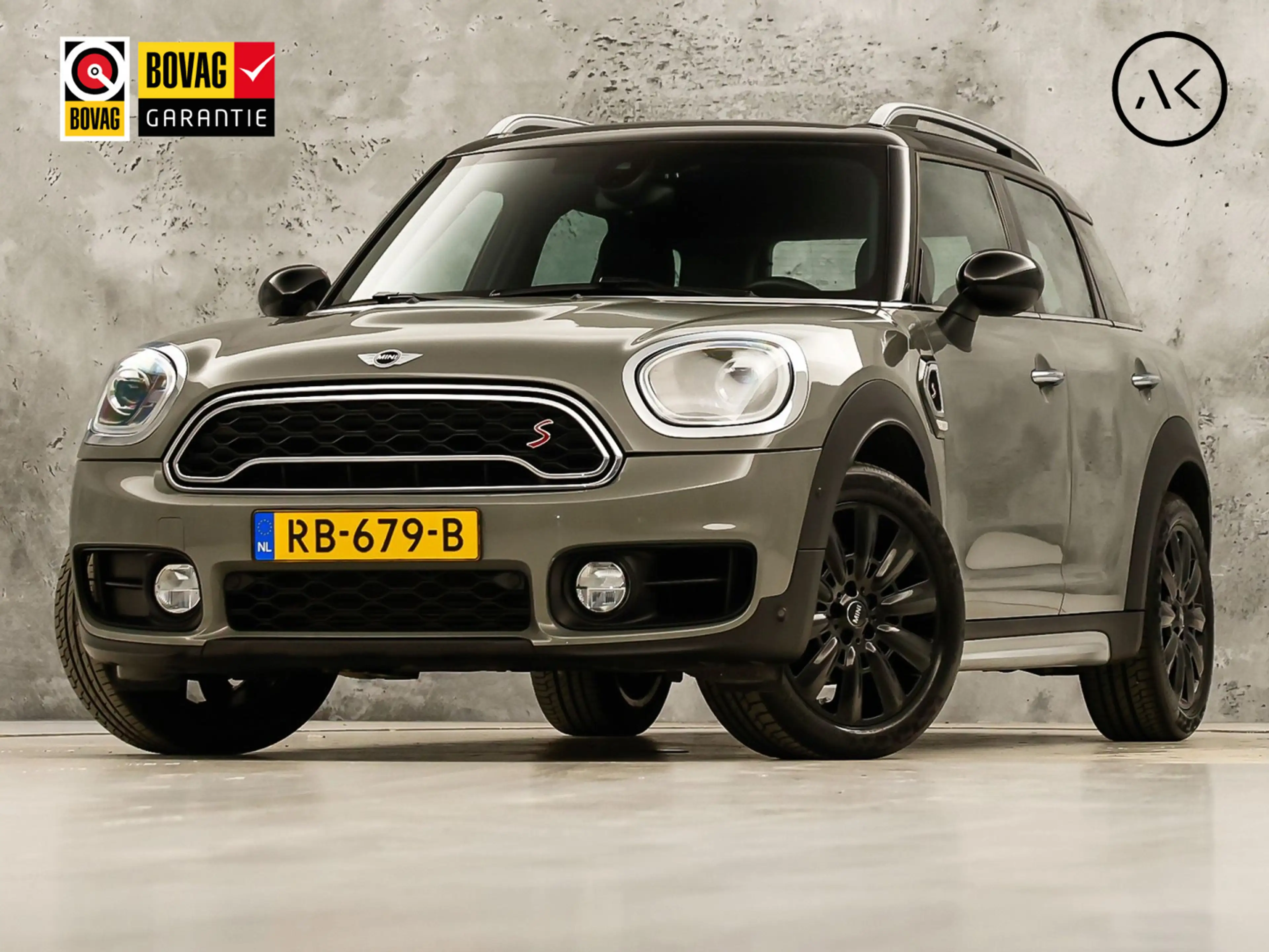MINI Cooper Countryman 1.5 Chili (NAVIGATIE, CLIMATE, LEDER, PARKEERSENSO
