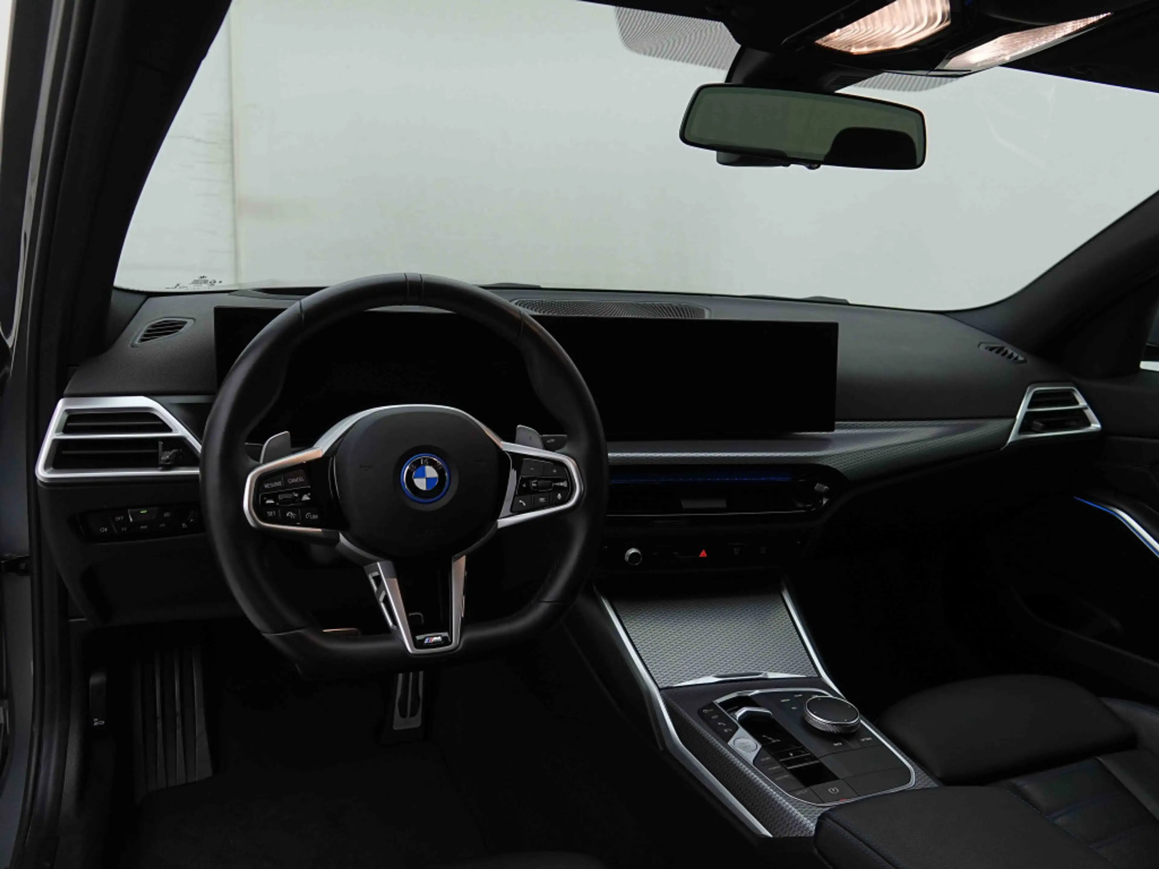 BMW 330 330eAS PHEV 292 | EV Range 80km | M Sport | Leather | Innovation — photo 9
