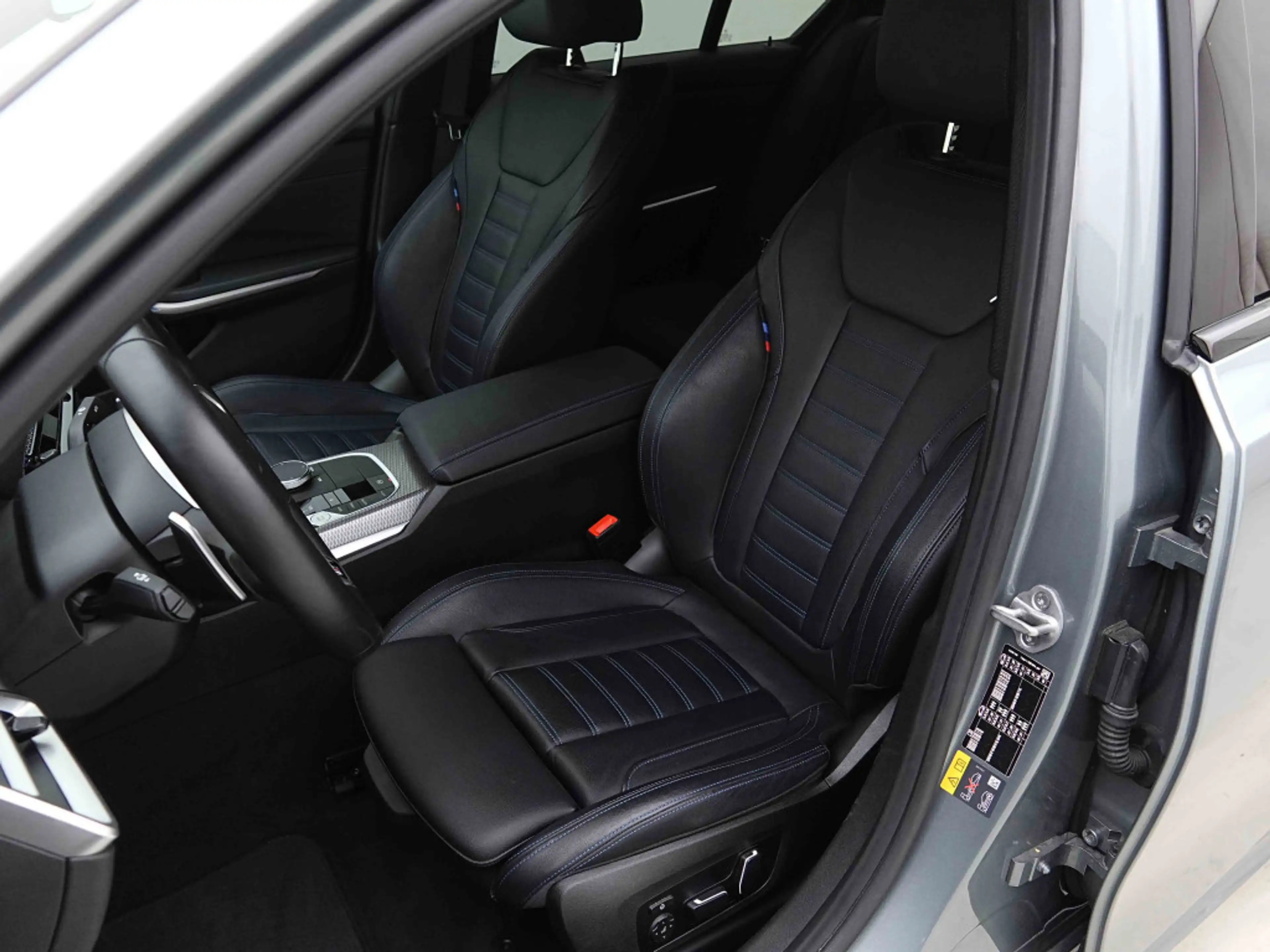 BMW 330 330eAS PHEV 292 | EV Range 80km | M Sport | Leather | Innovation — photo 8