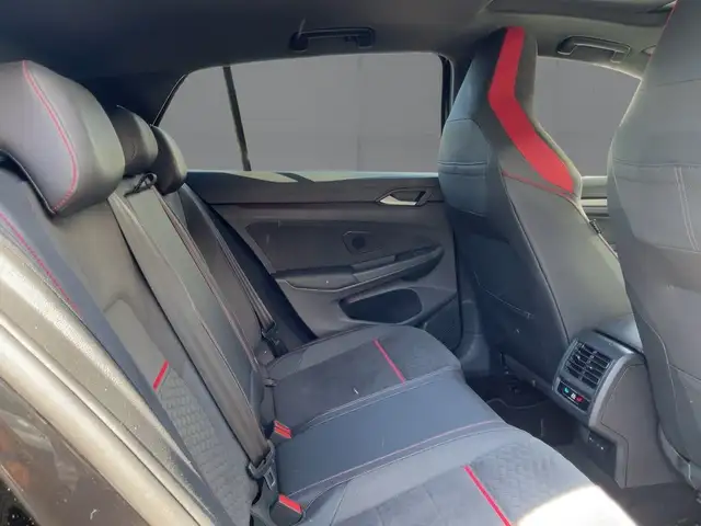 Volkswagen Golf view 13