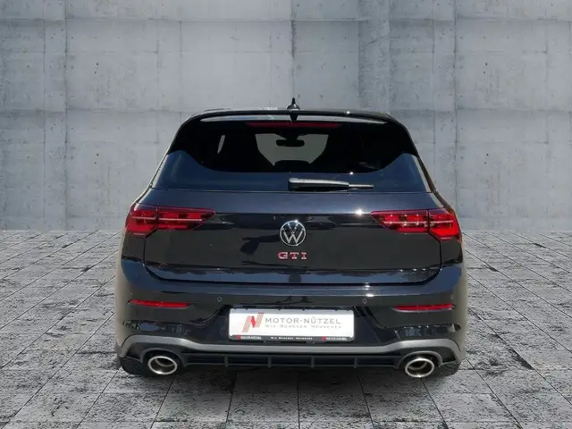 Volkswagen Golf view 5