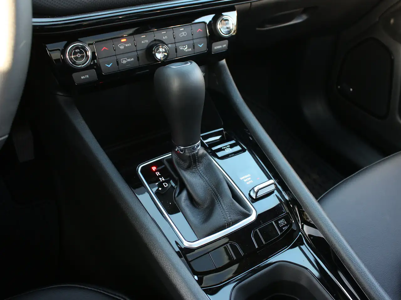 Jeep Compass снимка Jeep Compass