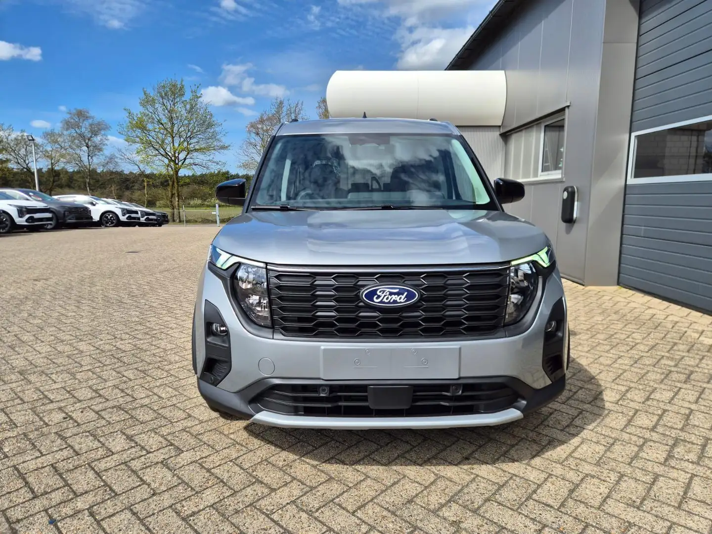 Ford Tourneo Courier 1.0 EcoBoost 125PS Active Teil-Leder Sitzheizun... Silber - 2
