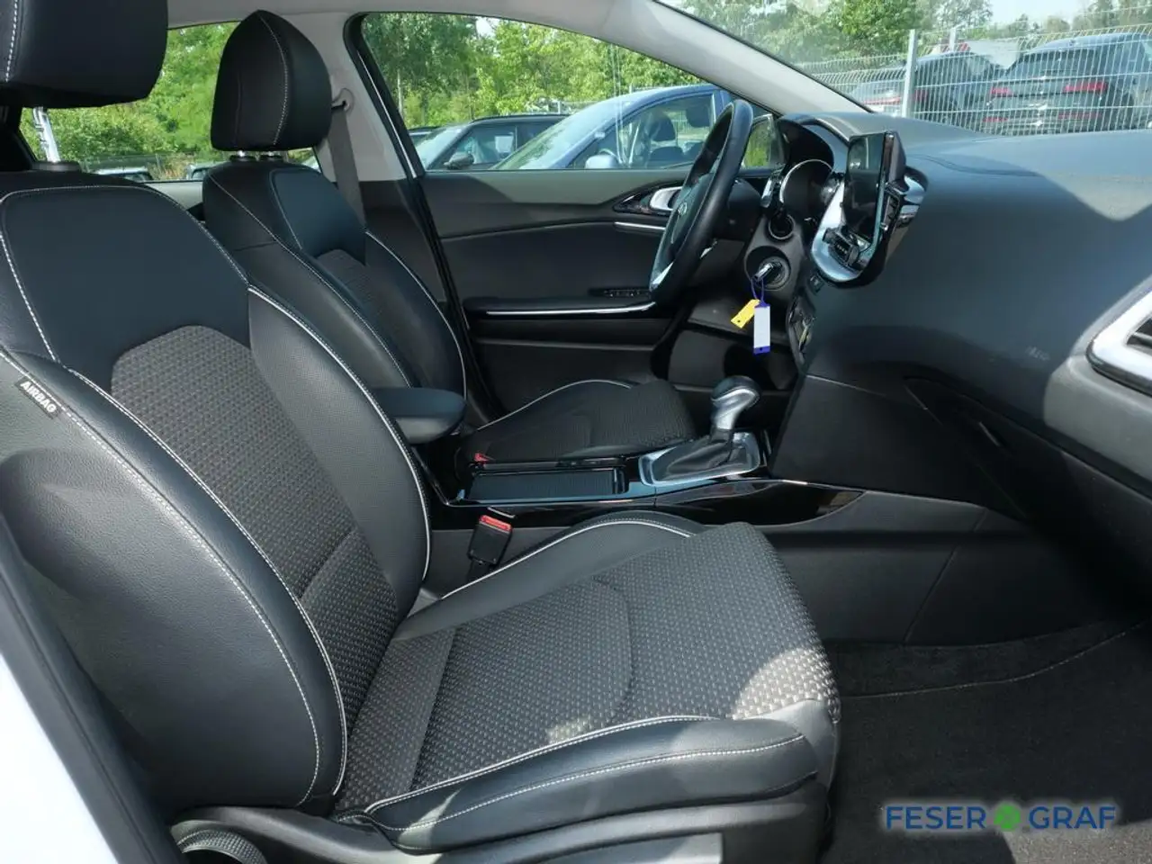 Kia X Ceed 1.4T DCT Navi Parkpilot Sitzhzg Alu-18`, миниатюра 4