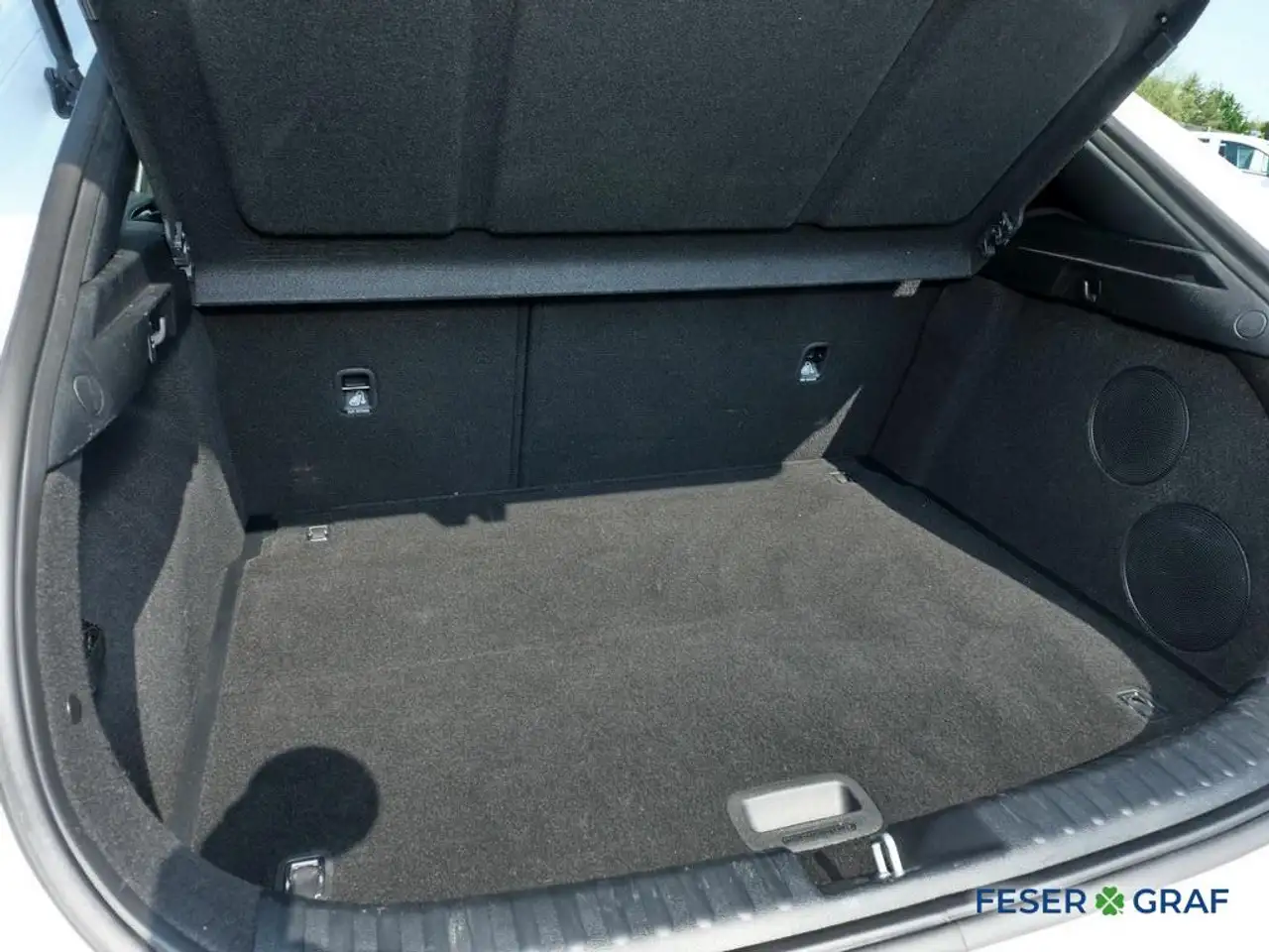 Kia X Ceed 1.4T DCT Navi Parkpilot Sitzhzg Alu-18`, миниатюра 9