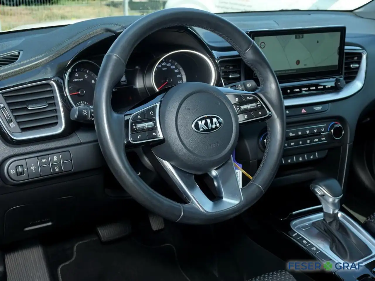 Kia X Ceed 1.4T DCT Navi Parkpilot Sitzhzg Alu-18`, миниатюра 6