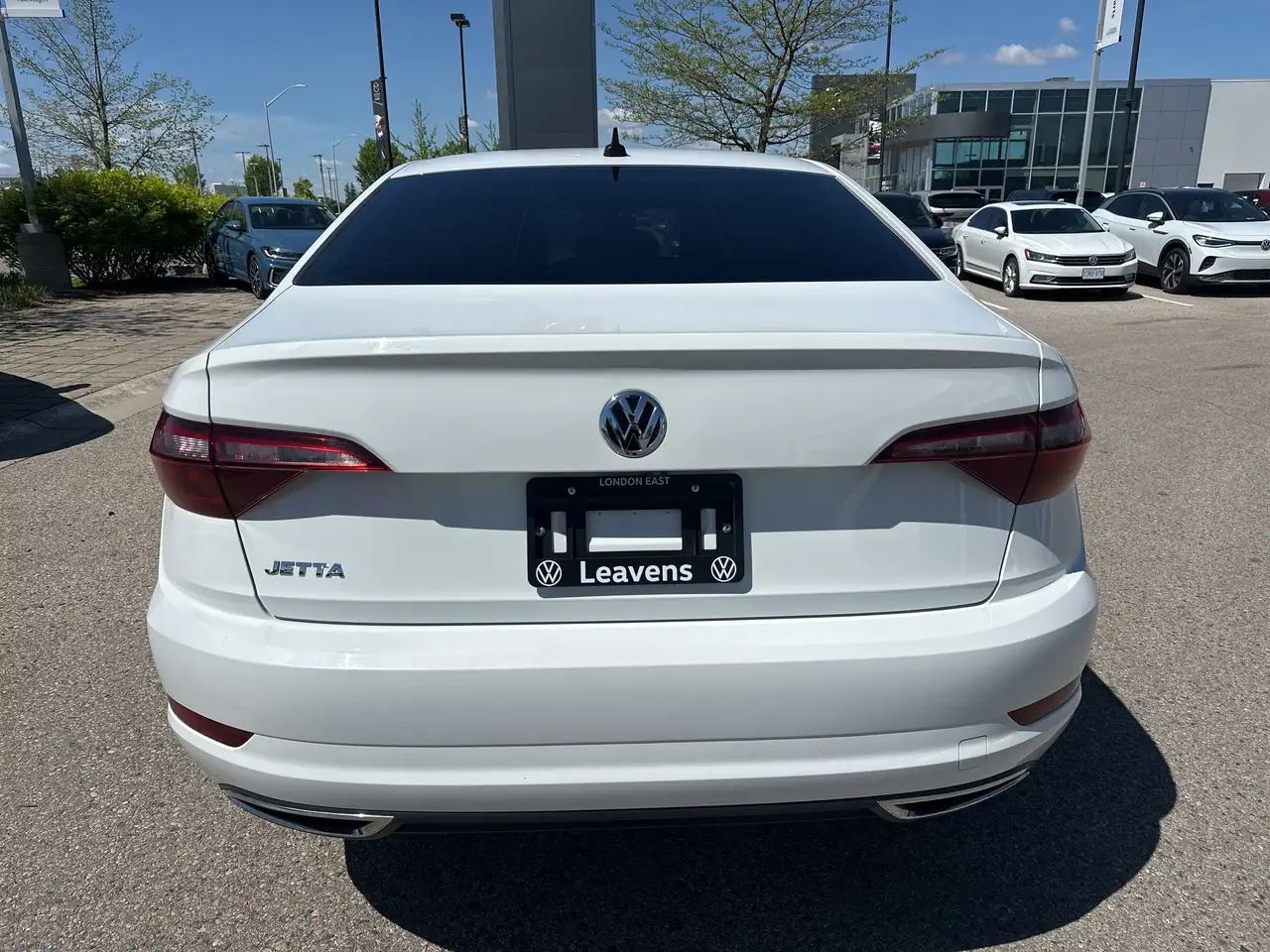 Volkswagen Jetta снимка Volkswagen Jetta