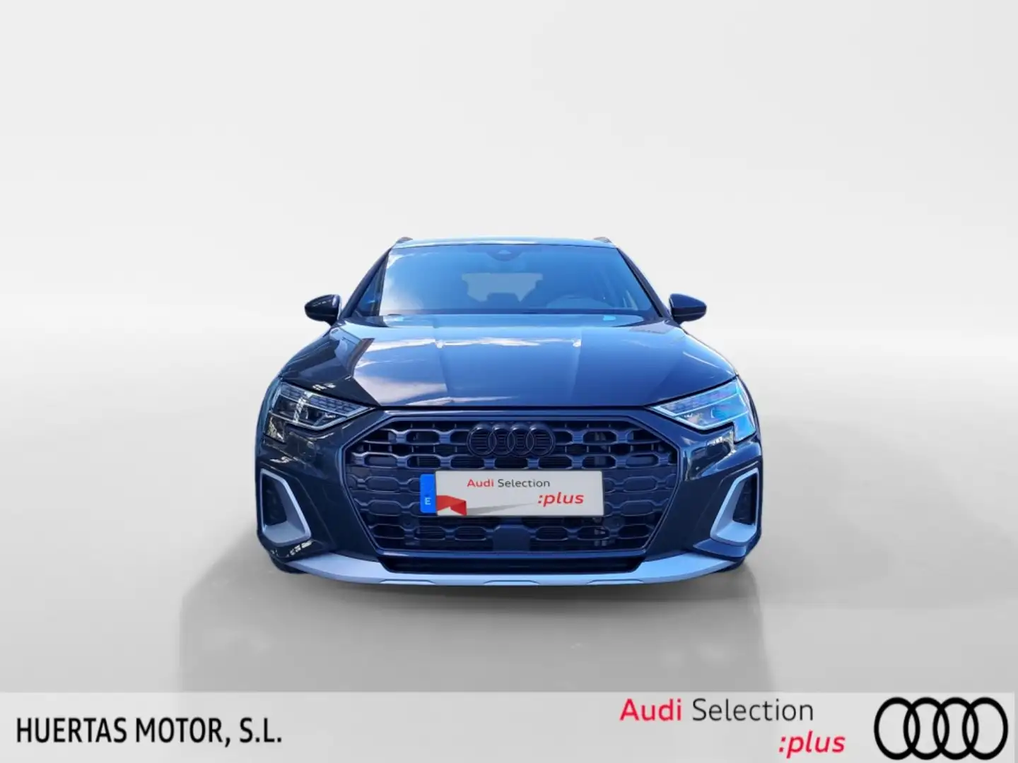 Audi A3 ALLSTREET ADVANCED 40 TFSI E S TRONIC 150KW Grau - 2