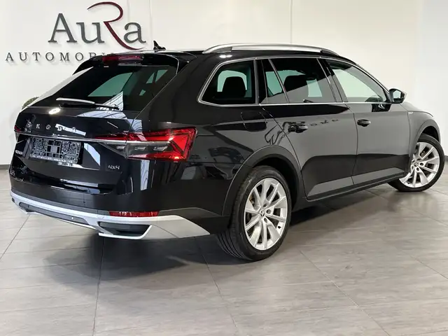 Skoda Superb view 4