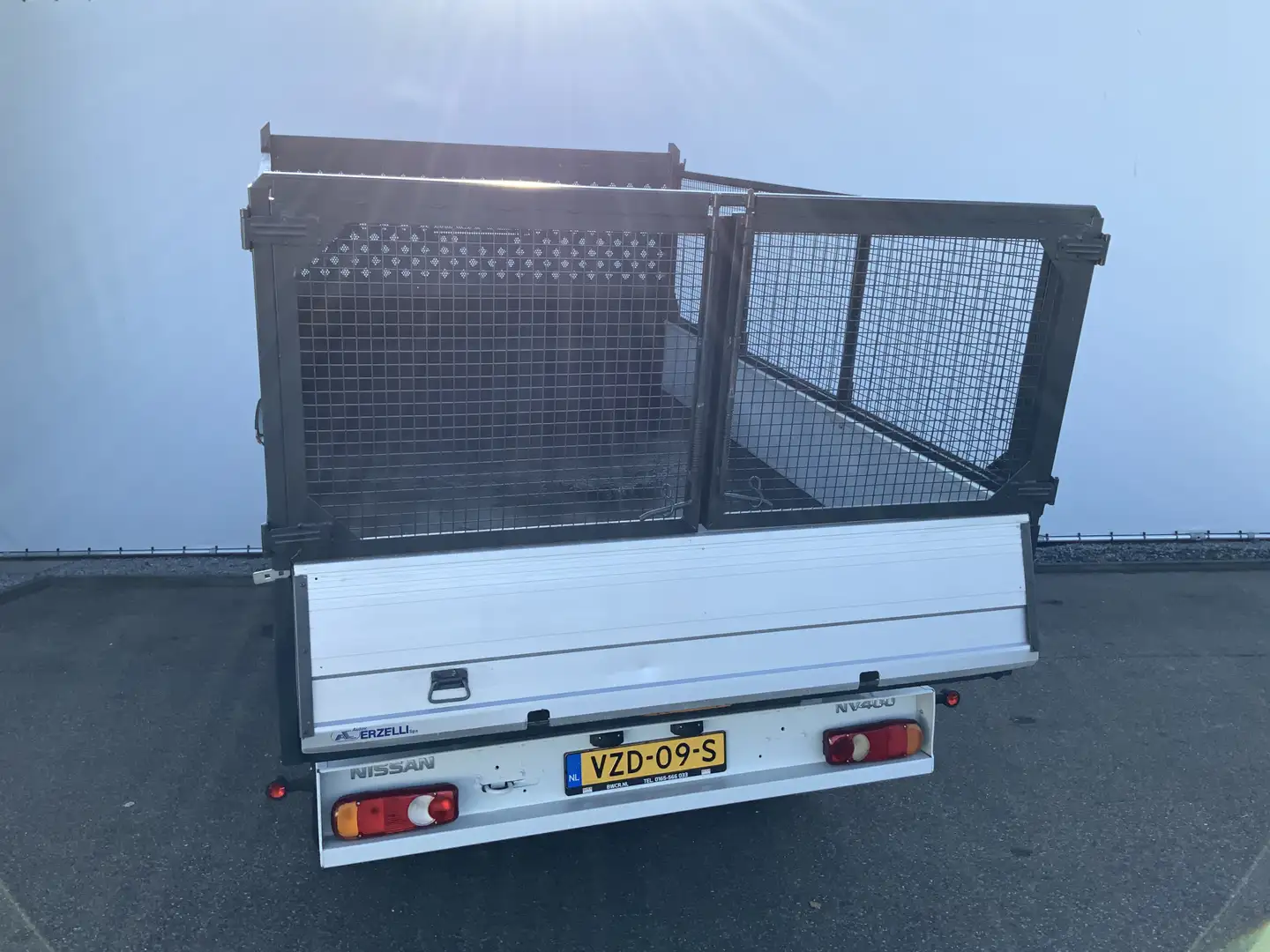 Nissan NV400 2.3 dCi L3H1 Dub Cab 3 Zijde Kipper Airco Bakmaat Wit - 2