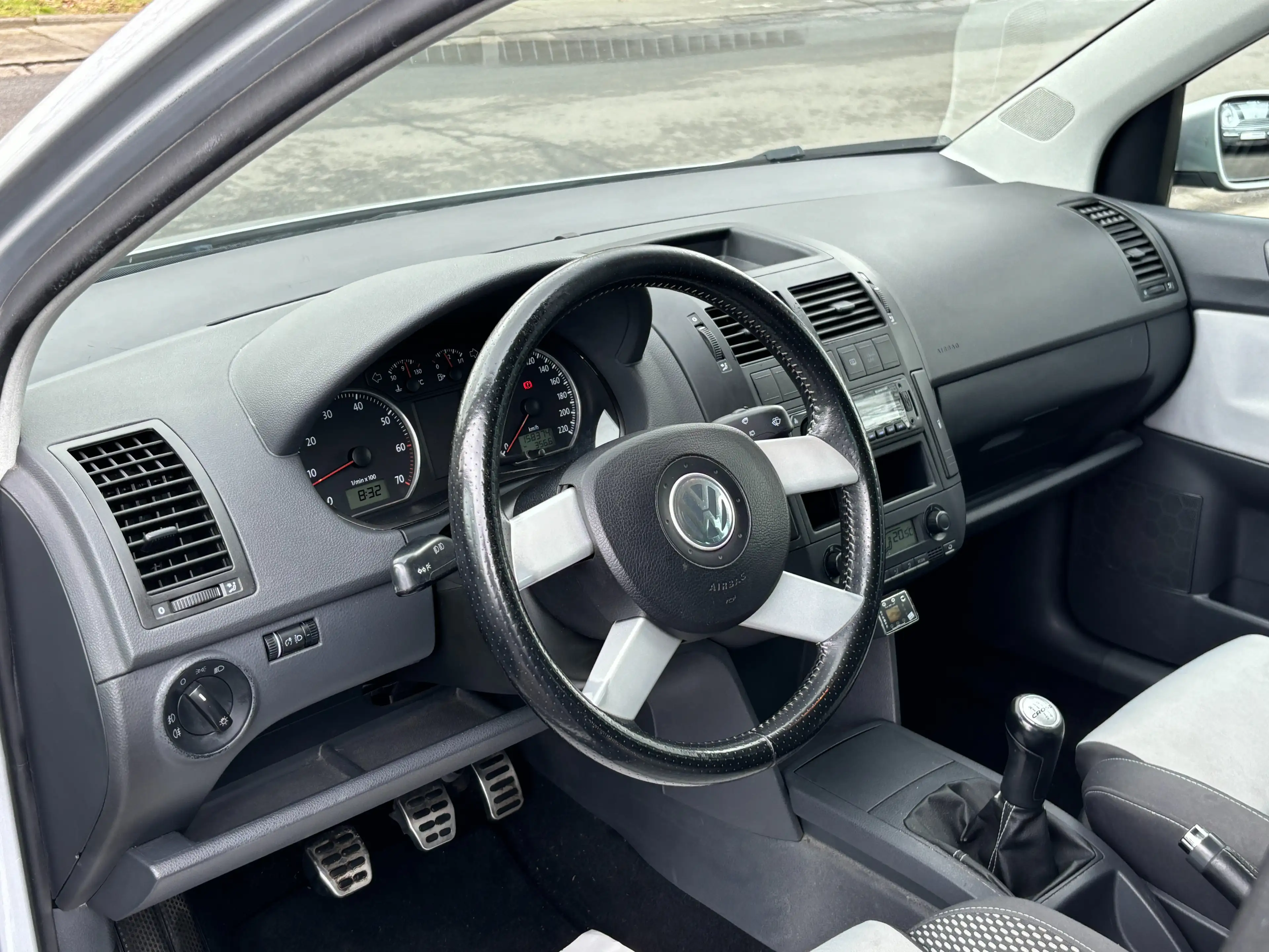 Volkswagen Polo Cross 1.4i, 2008, 158375km, Airco, 5deurs, PDC, Garantie — photo 7