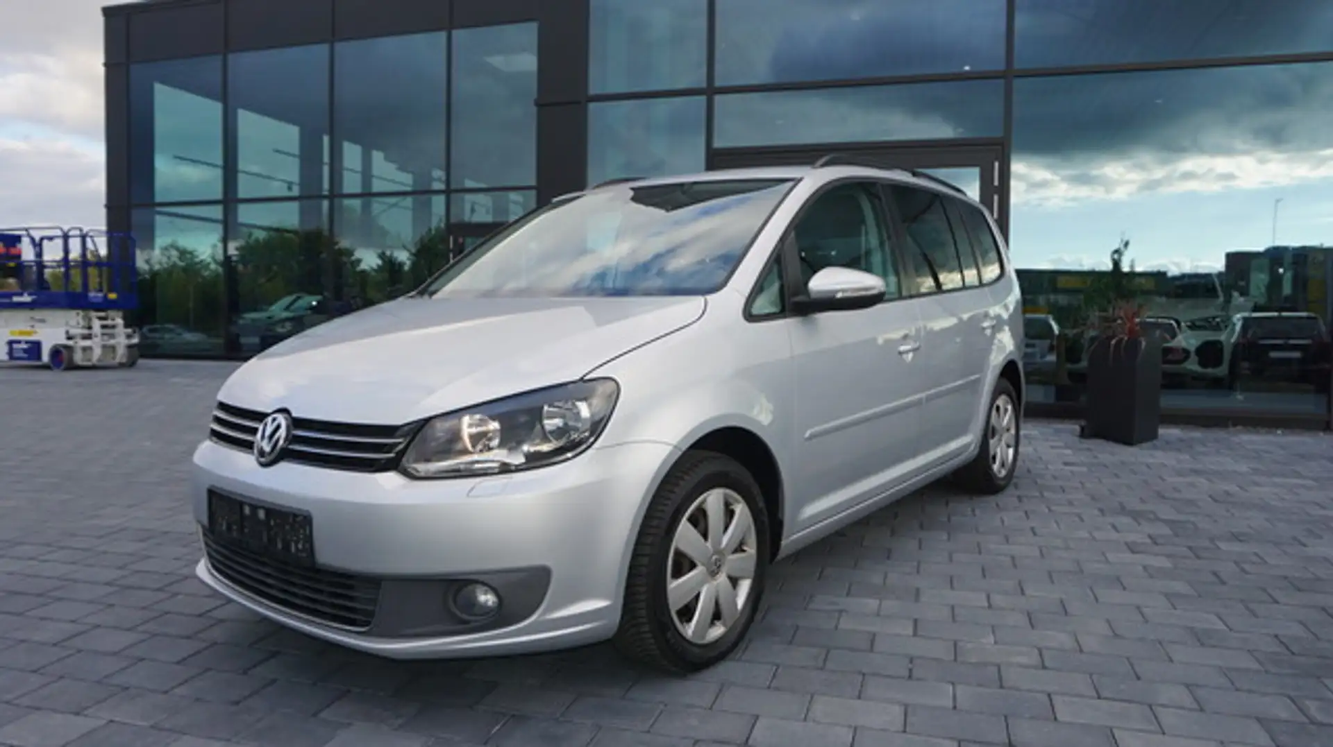 Volkswagen Touran NAVIGATION+7 SITZE+SITZHEIZUNG+PDC Comfortline Gris - 1