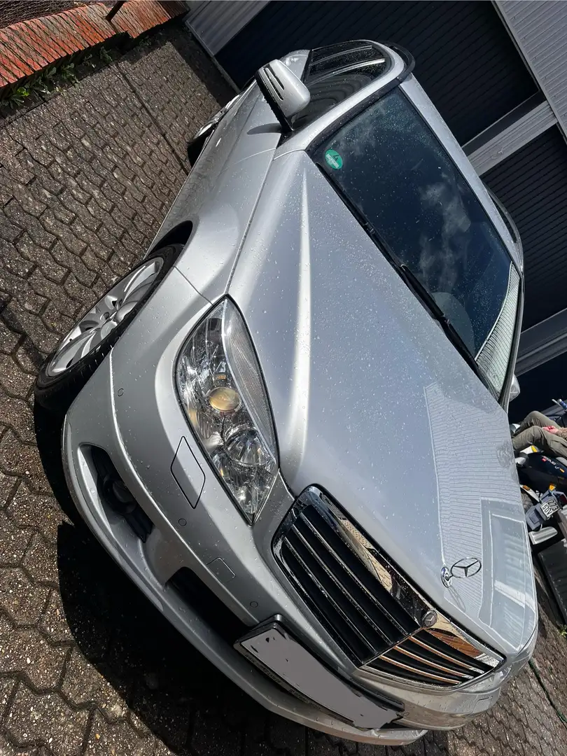 Mercedes-Benz C 220 Automatik TÜV Neu - 2