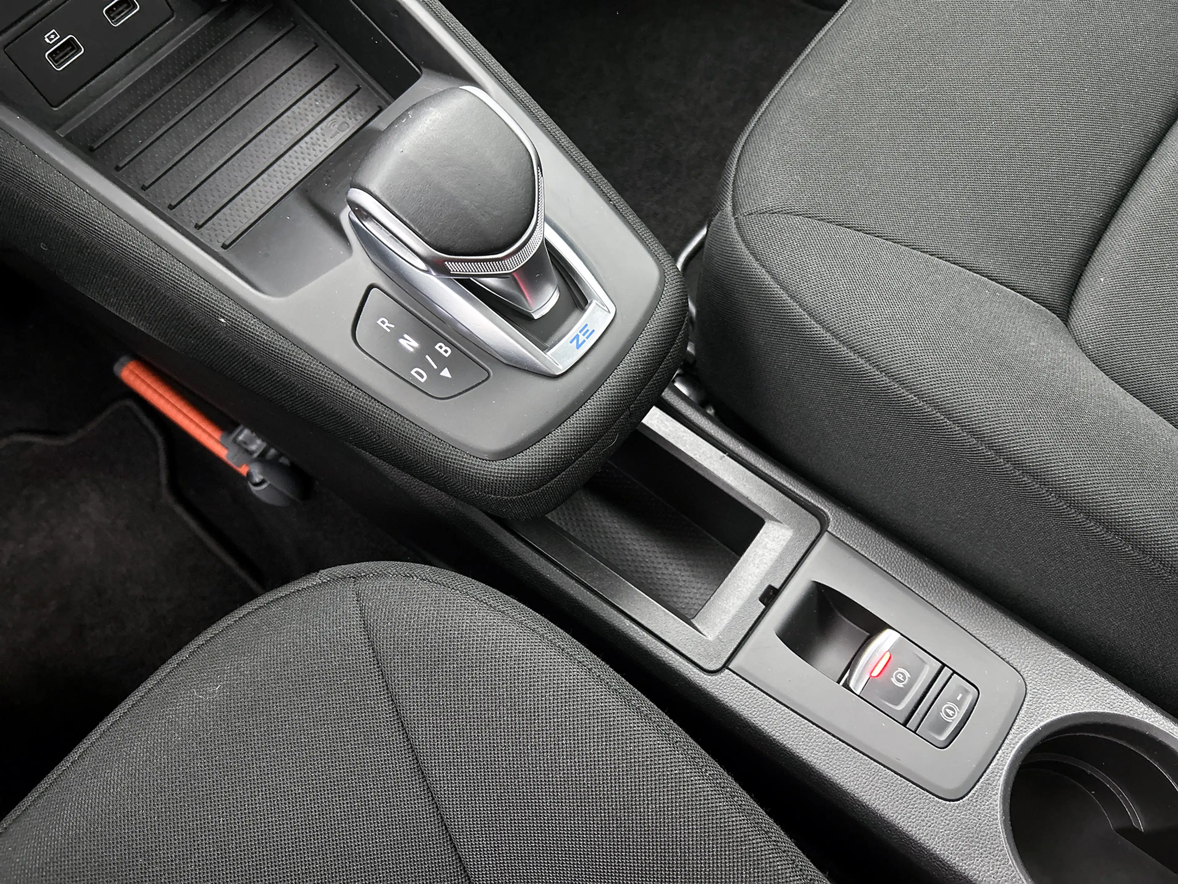 Renault ZOE R110 Life 52 kWh 5Drs. / Pdc+Camera / airco / Radi — photo 20