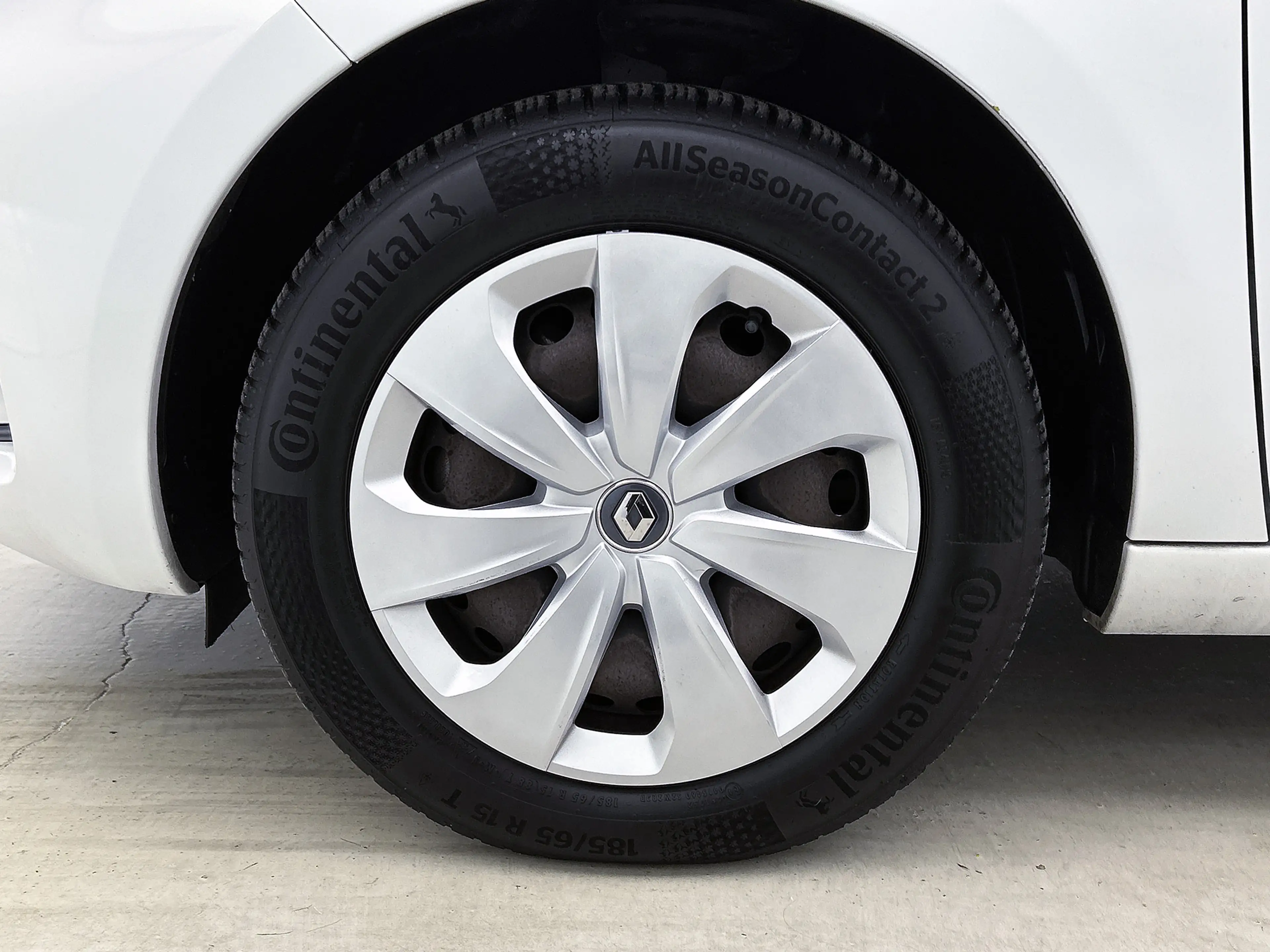 Renault ZOE R110 Life 52 kWh 5Drs. / Pdc+Camera / airco / Radi — photo 34