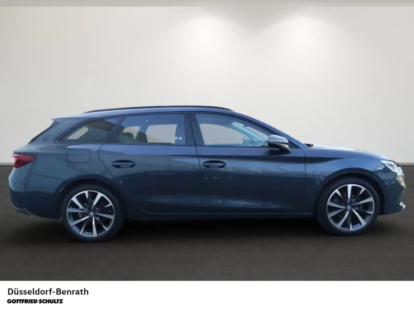 SEAT Leon Sportstourer FR 1.5 eTSI LED Navi Sitzheizung Pano Grau - 2