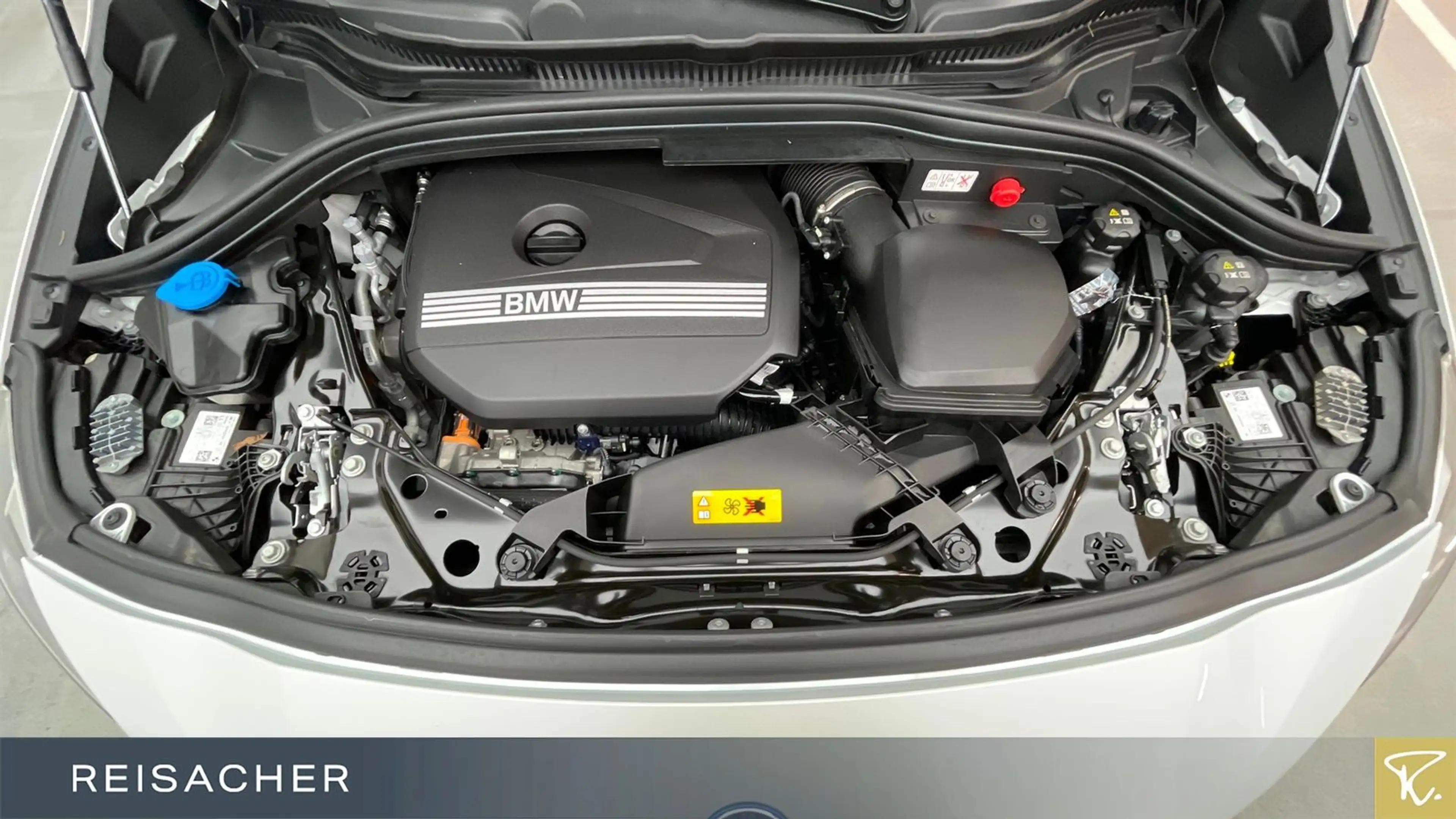 BMW 225 225e A xDrive Active Tourer Pano,AHK,Autom — photo 7