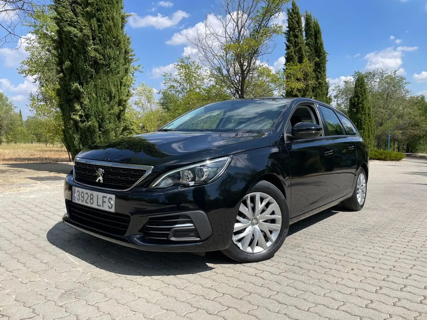 Peugeot 308 Bussines Line B Zwart - 1