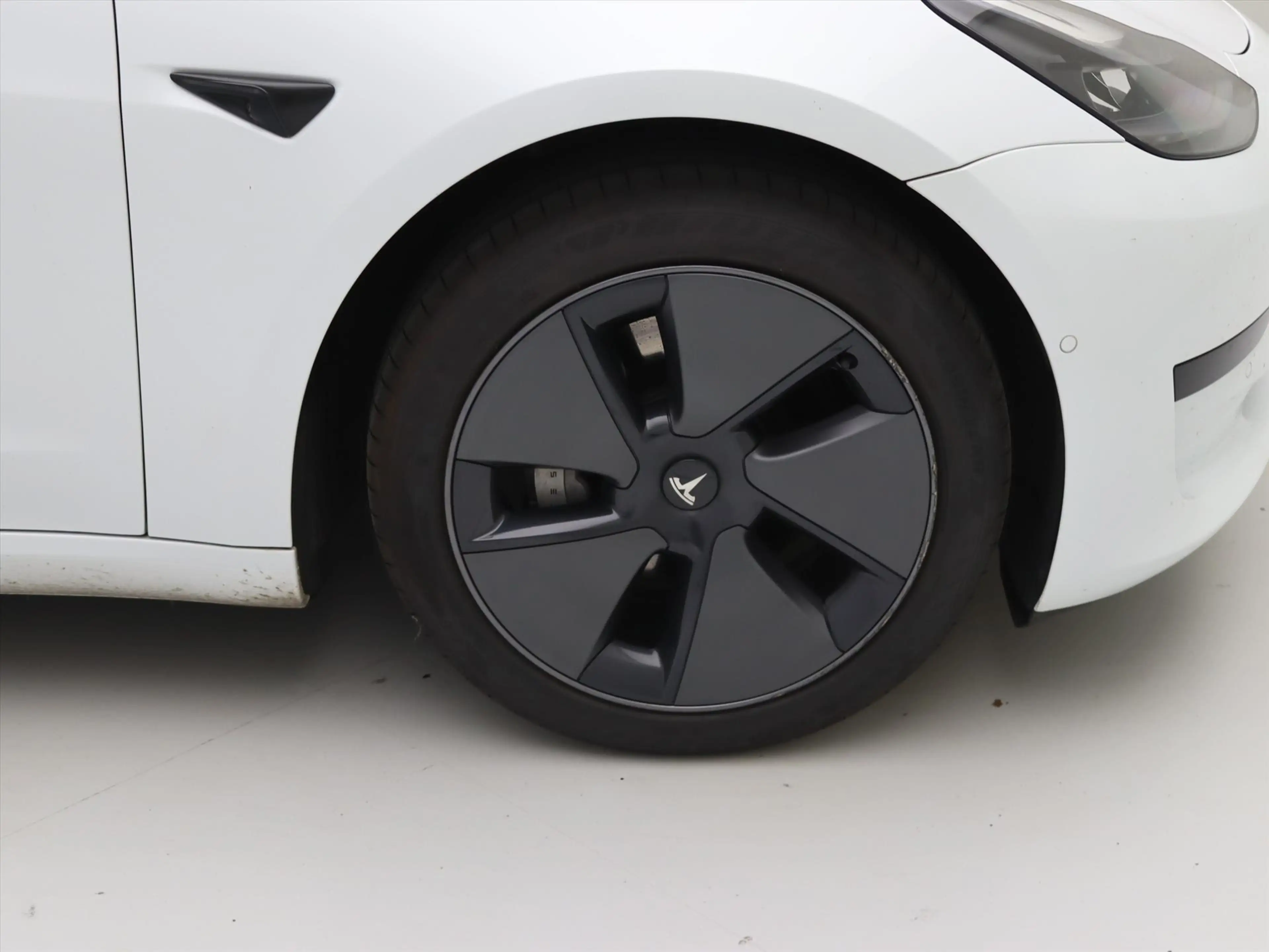 Tesla Model 3 Standard RWD Plus 90.4% SoH FACELIFT [ AUTOPILOT+L — photo 5