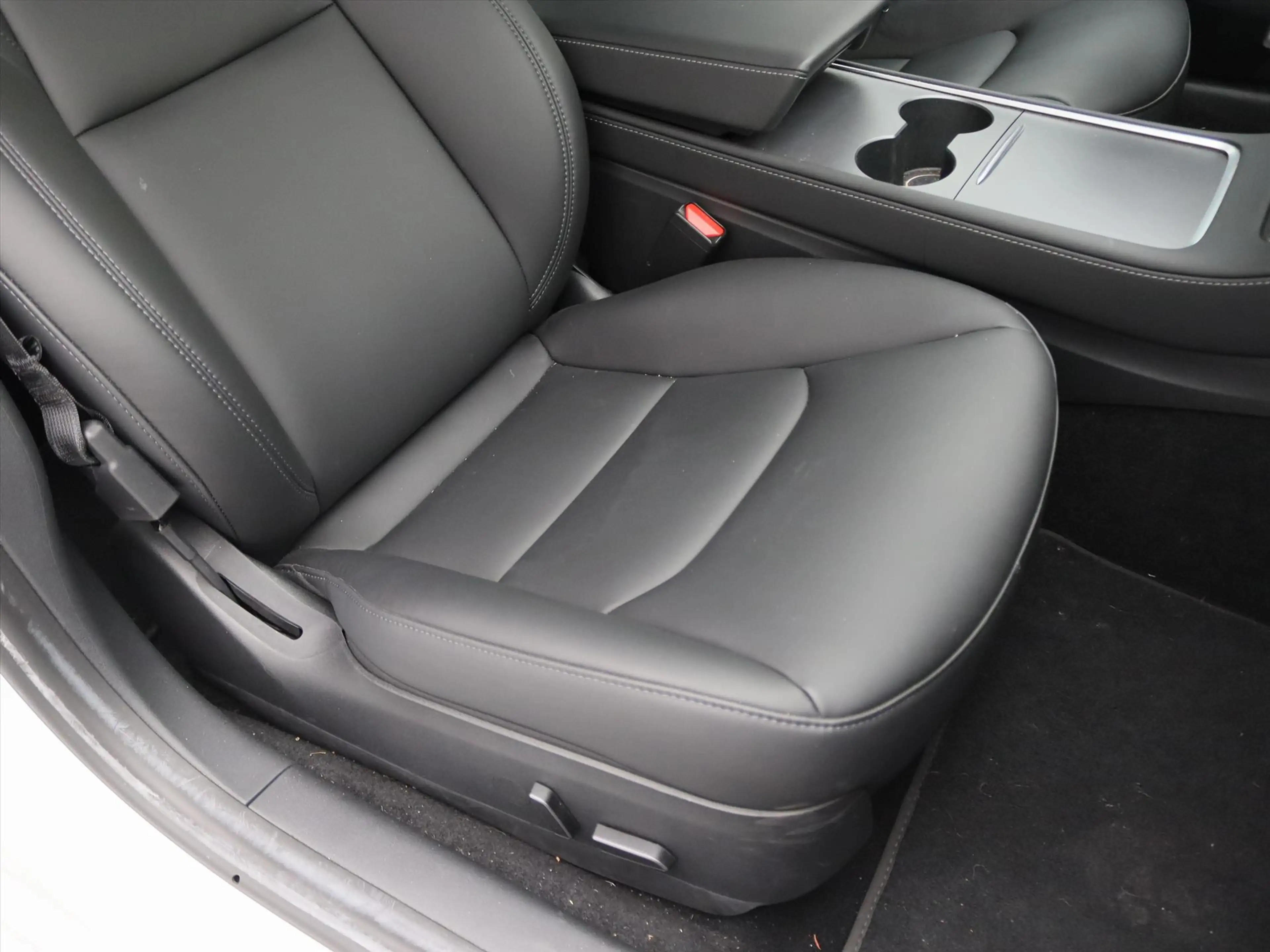 Tesla Model 3 Standard RWD Plus 90.4% SoH FACELIFT [ AUTOPILOT+L — photo 10