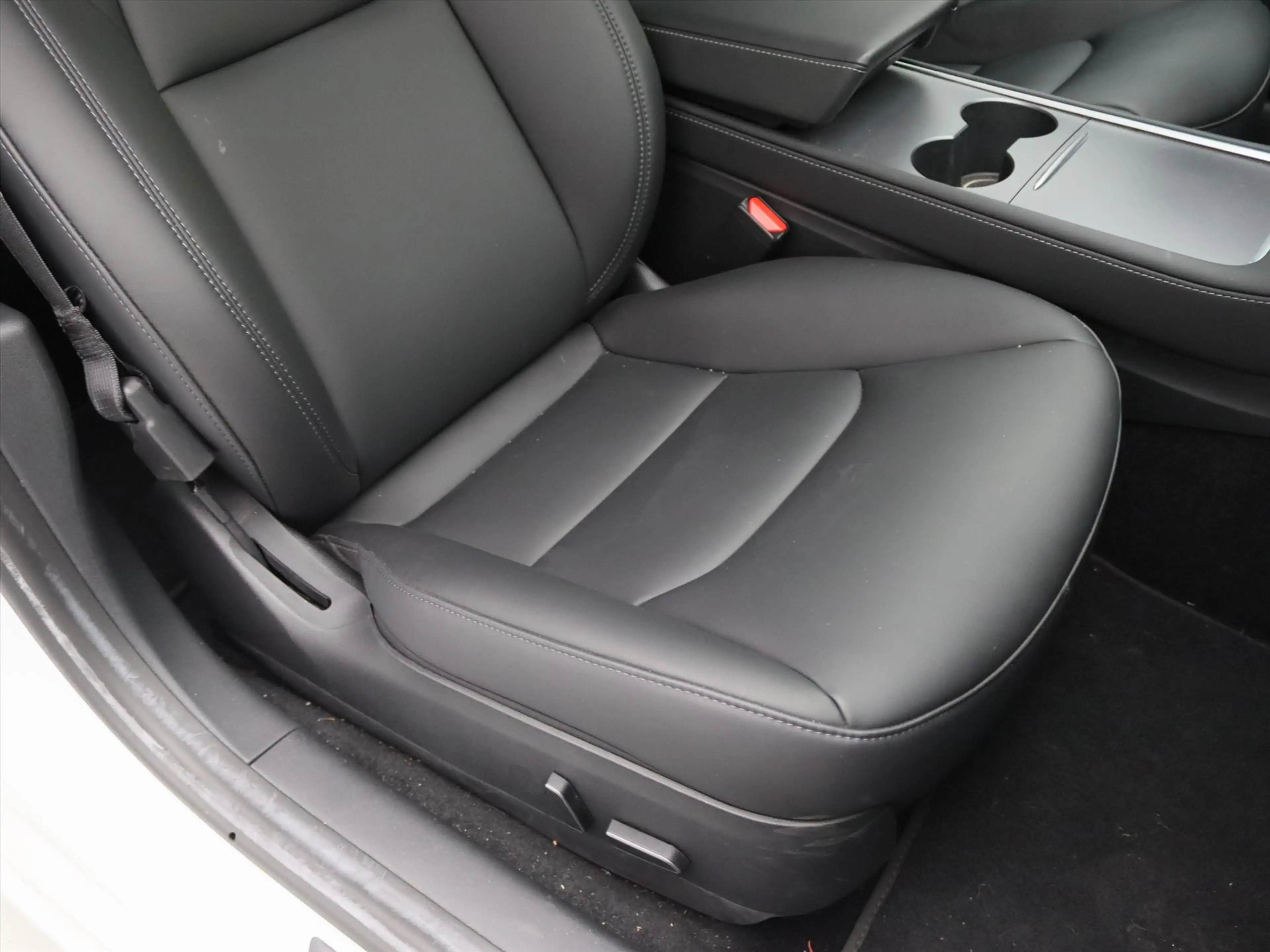 Tesla Model 3 Standard RWD Plus 90.4% SoH FACELIFT [ AUTOPILOT+L — photo 11