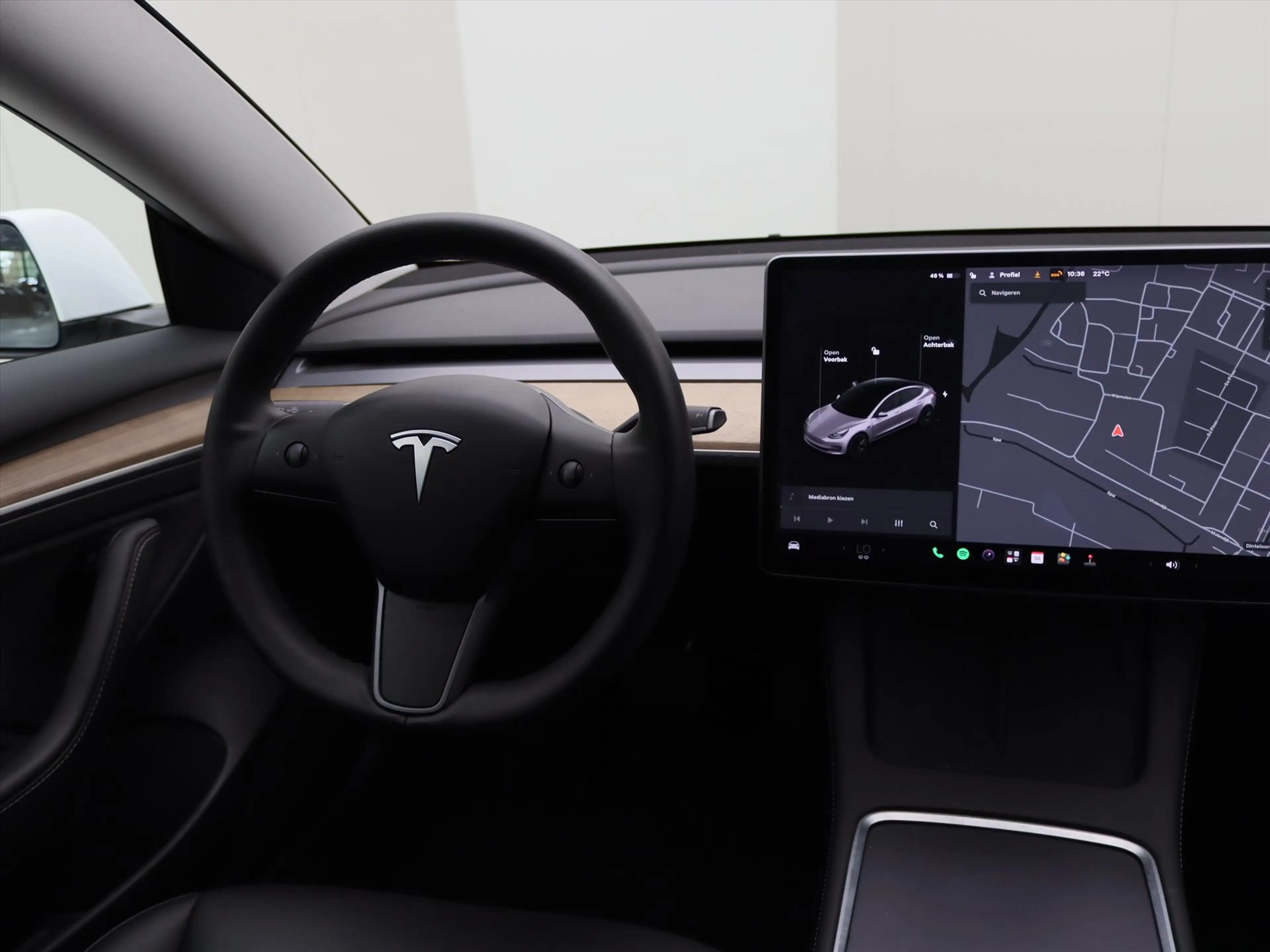 Tesla Model 3 Standard RWD Plus 90.4% SoH FACELIFT [ AUTOPILOT+L — photo 3