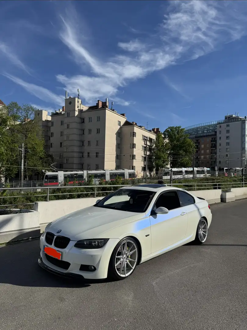 BMW 330 330d Coupé Aut. - 1