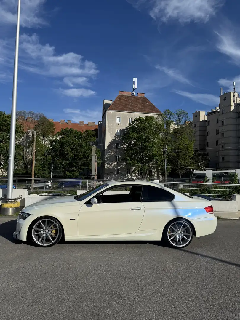 BMW 330 330d Coupé Aut. - 2