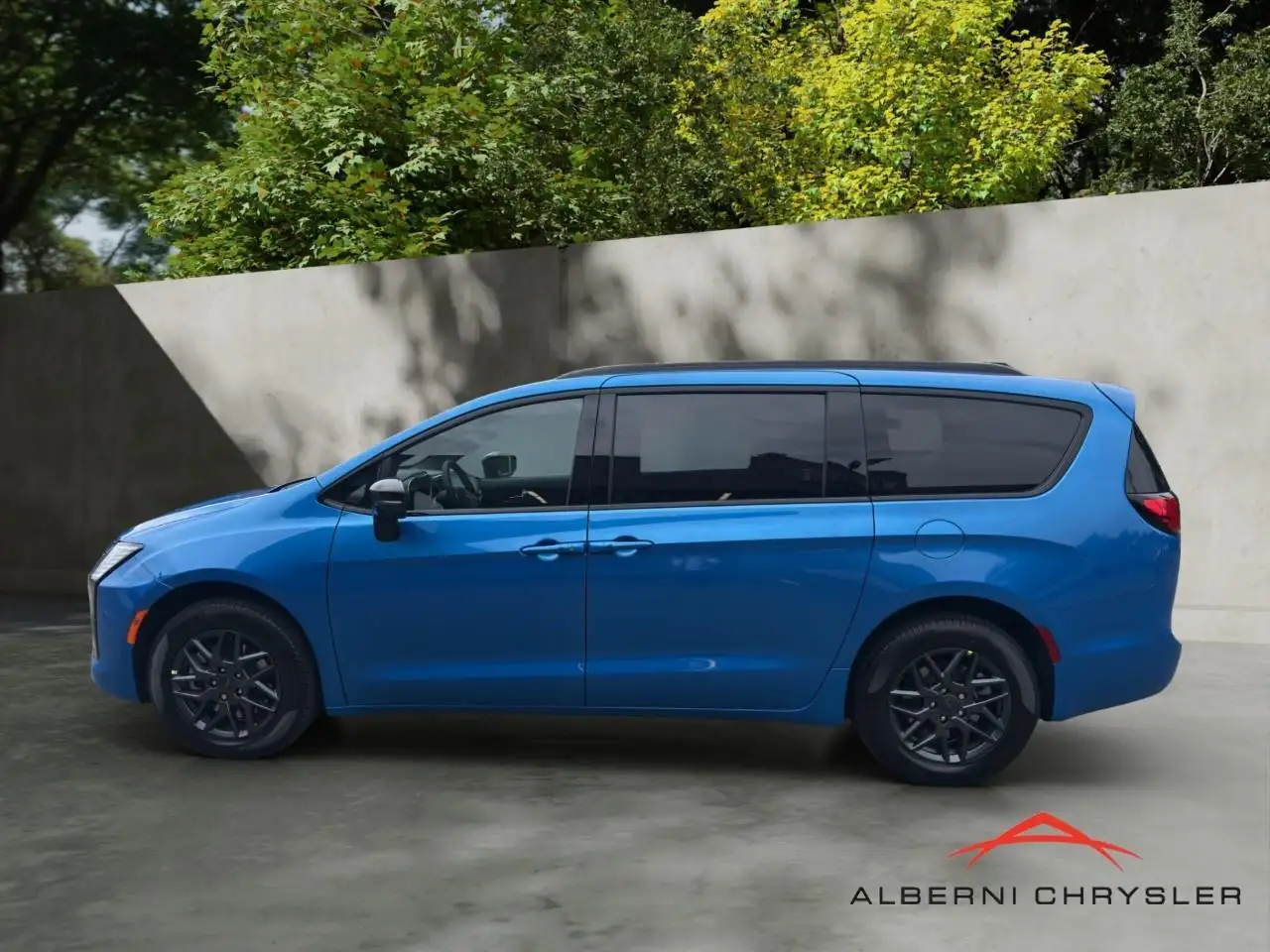Chrysler Pacifica photo Chrysler Pacifica