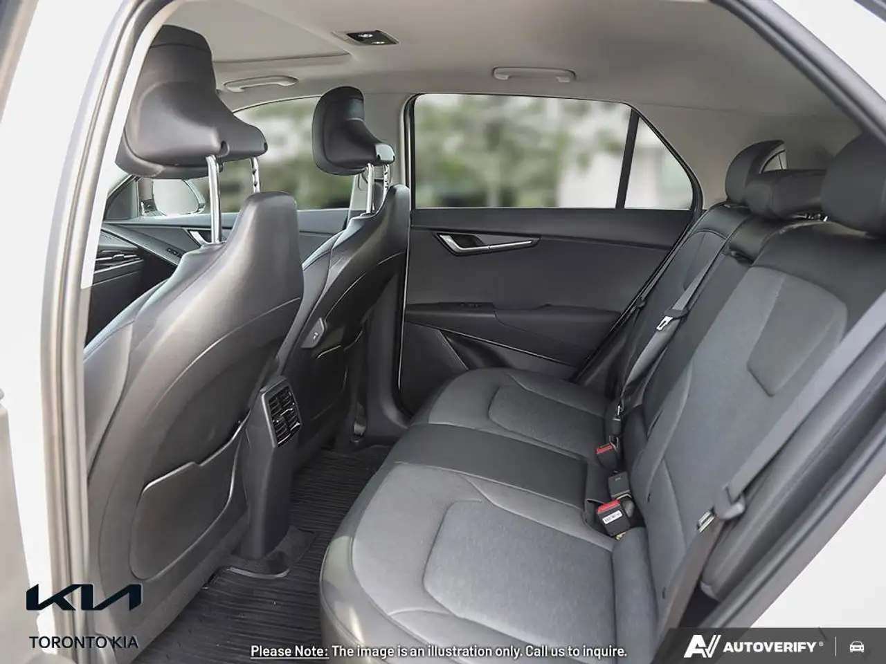 Kia Niro снимка Kia Niro