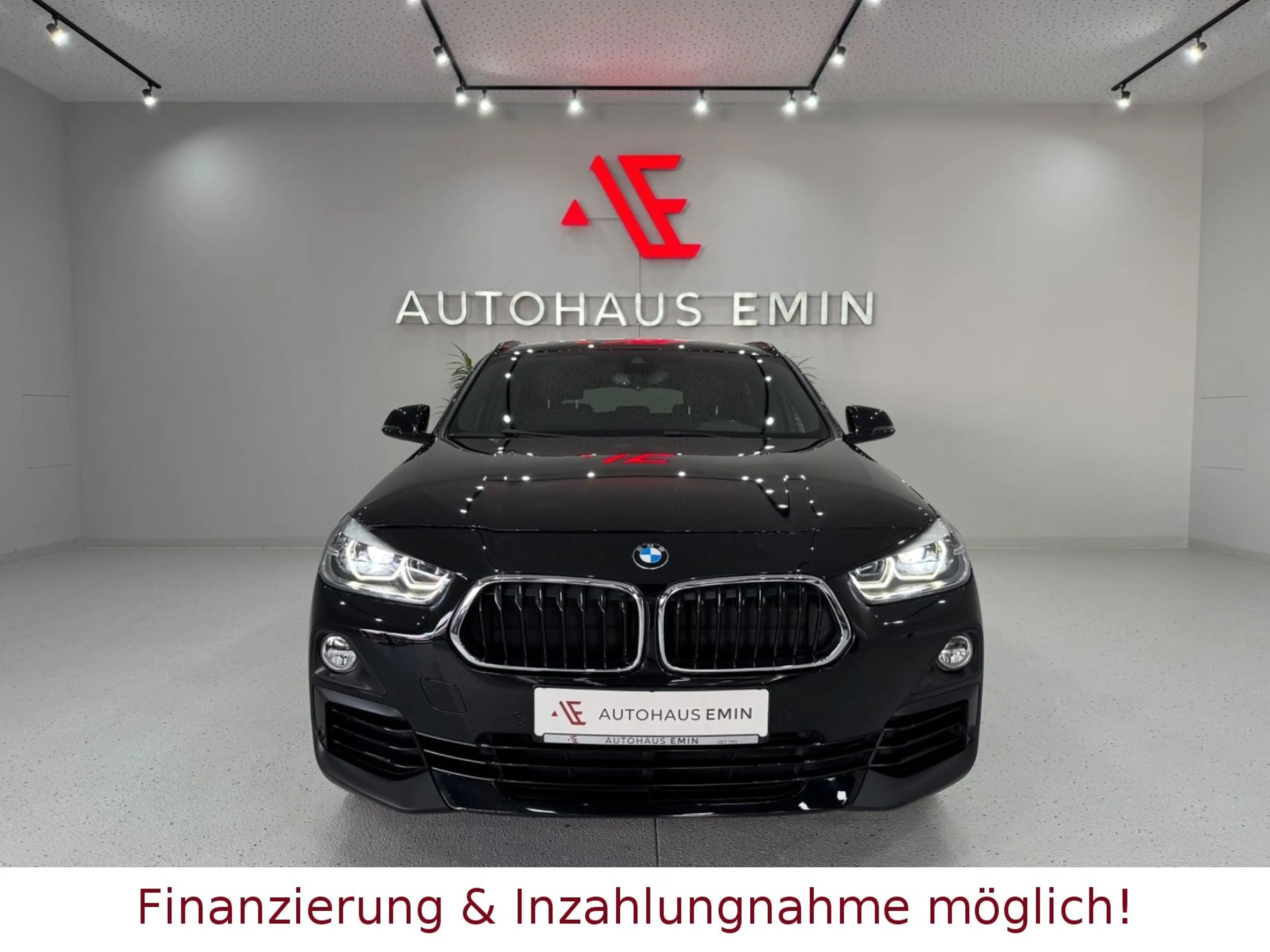 BMW X2 sDrive 18 d Advantage Plus *AHK,LED!* — photo 2