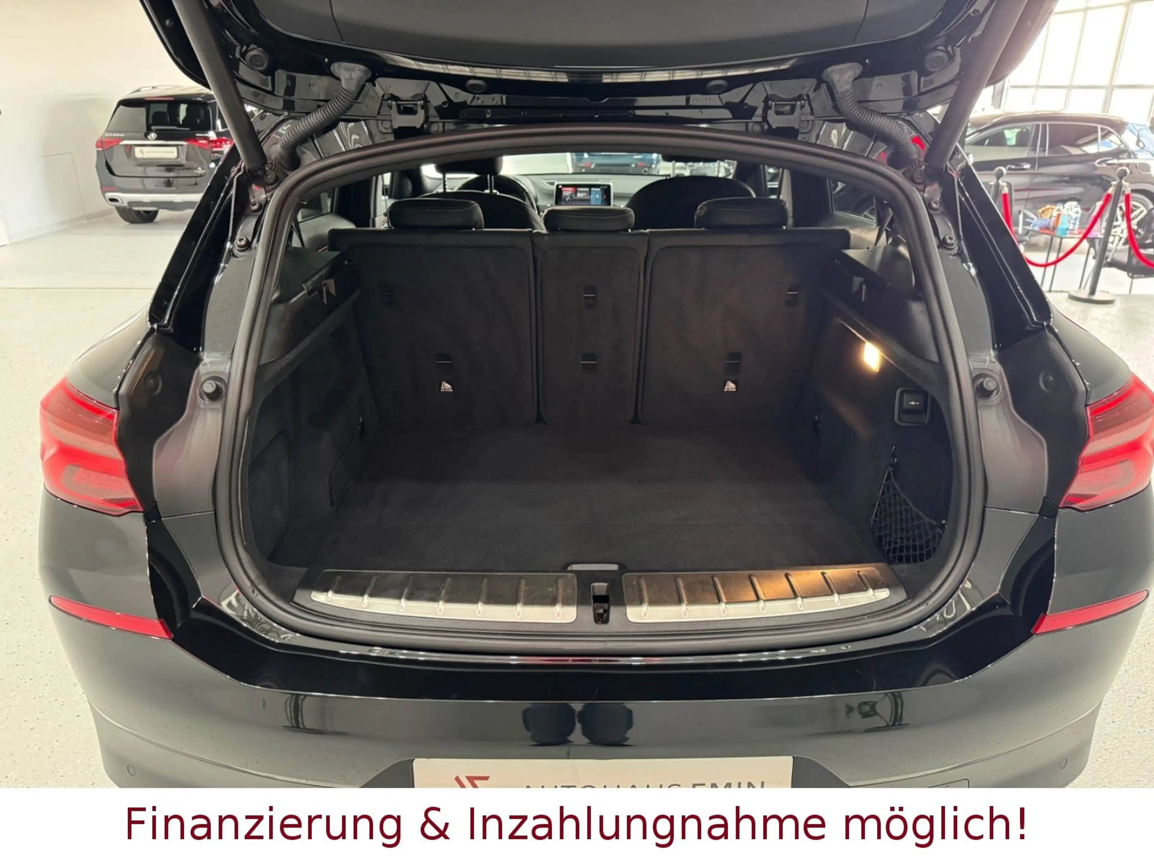 BMW X2 sDrive 18 d Advantage Plus *AHK,LED!* — photo 15